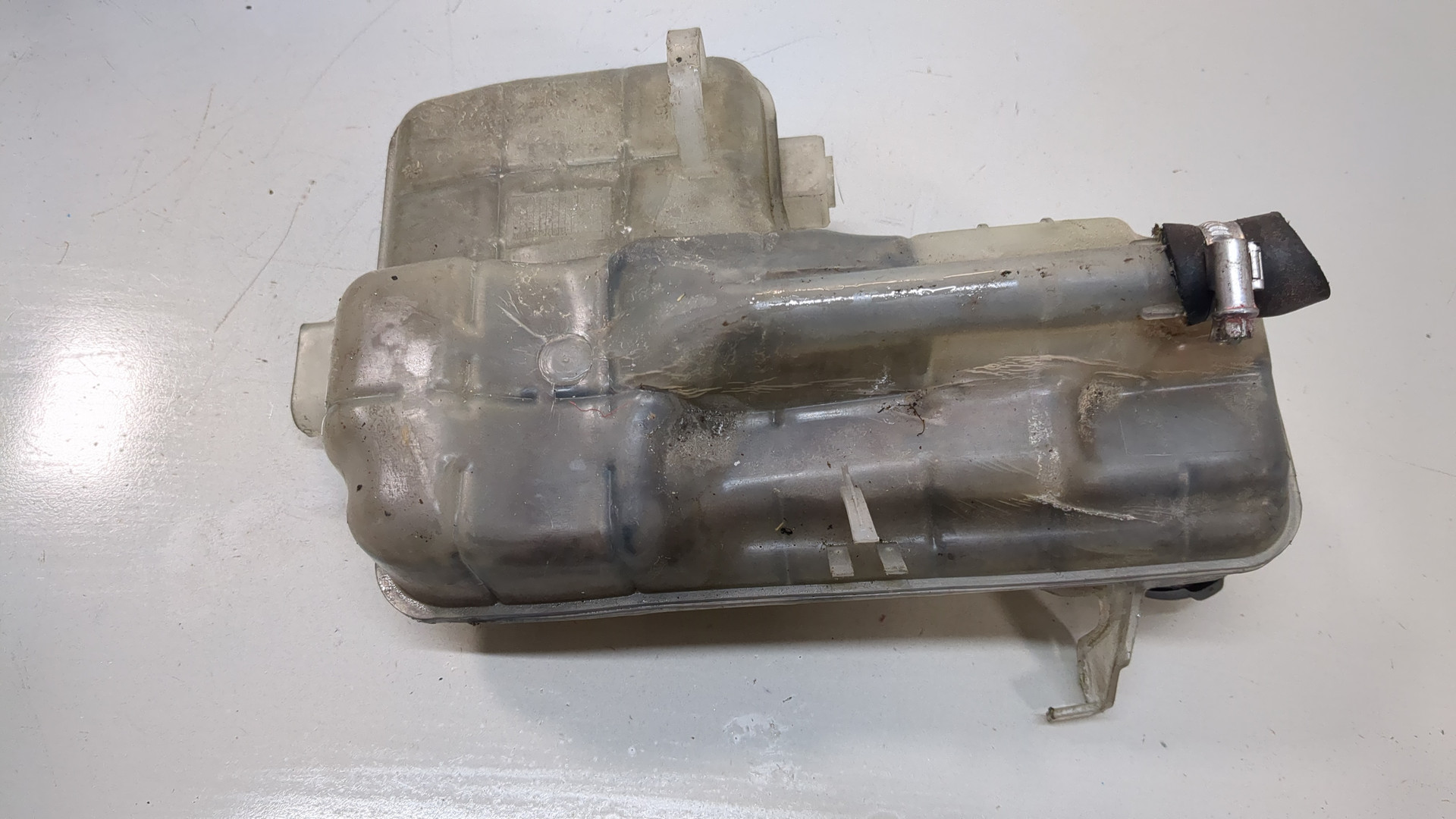 Бачок расширительный