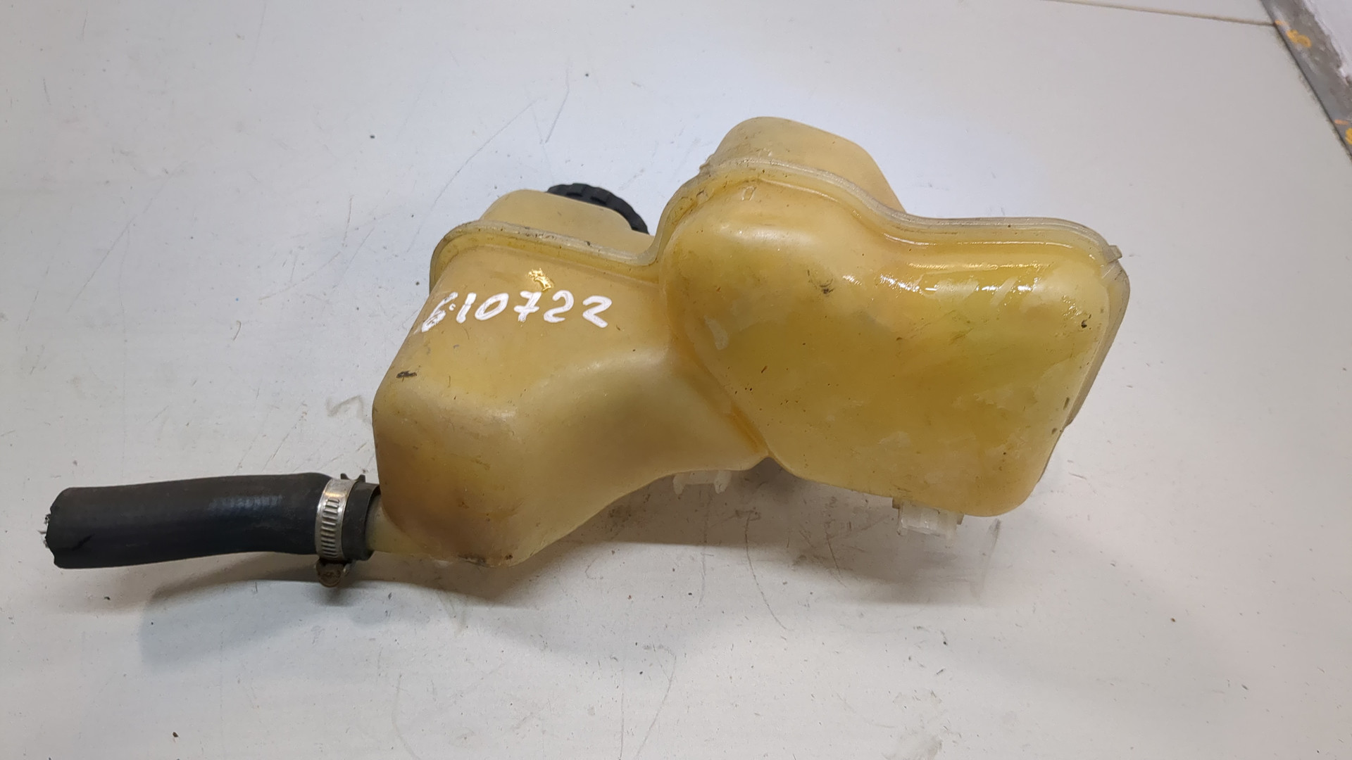 Бачок расширительный