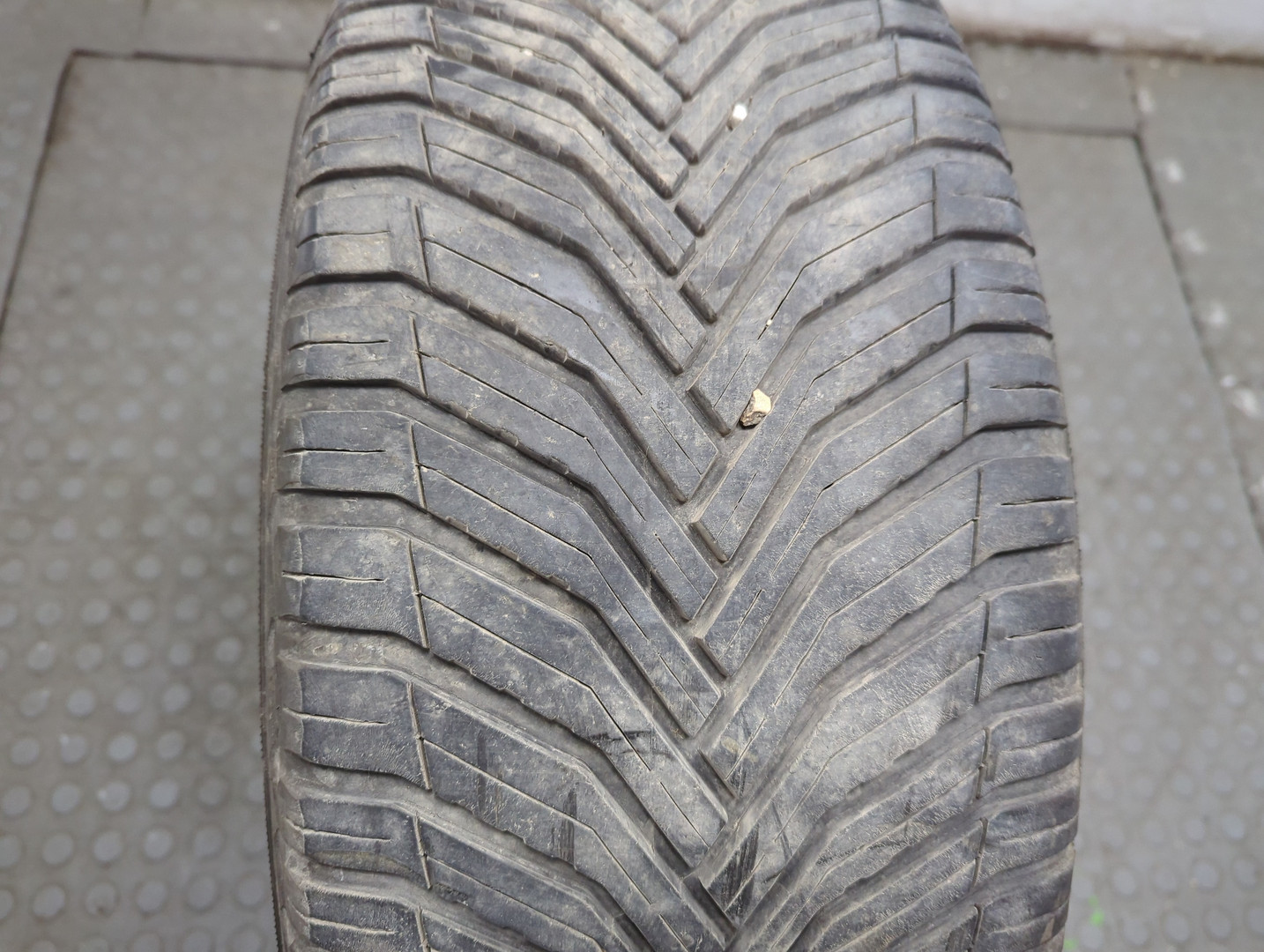 Шины комплект (4 шт.)