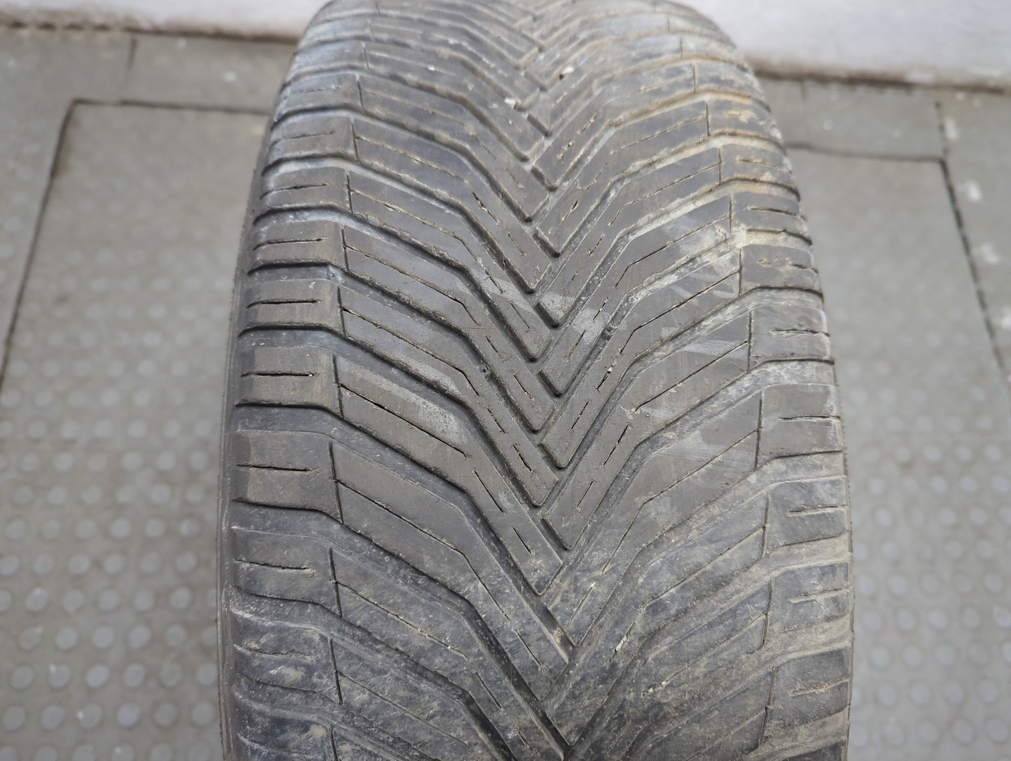 Шины комплект (4 шт.)