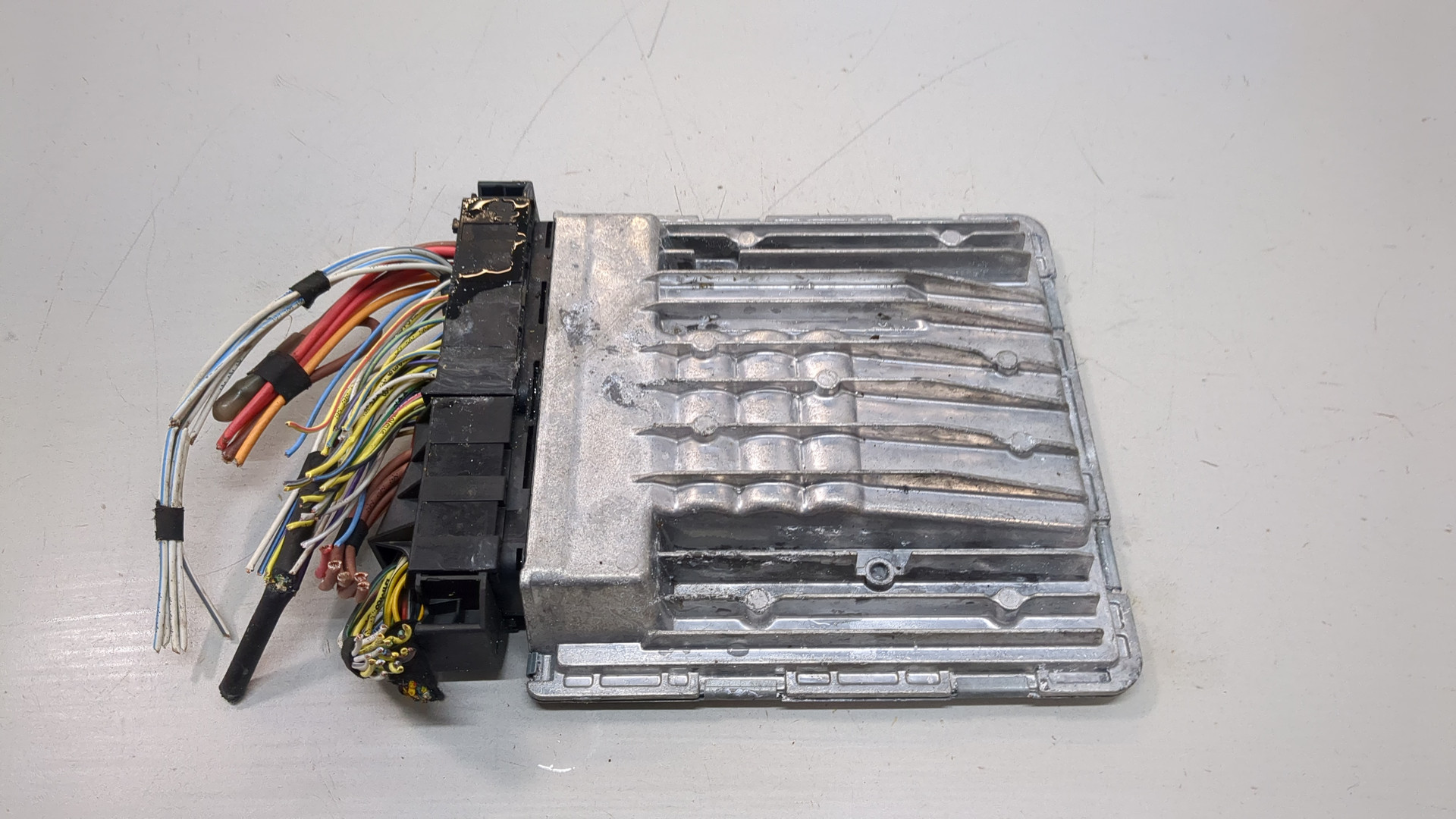 Блок управления двигателем