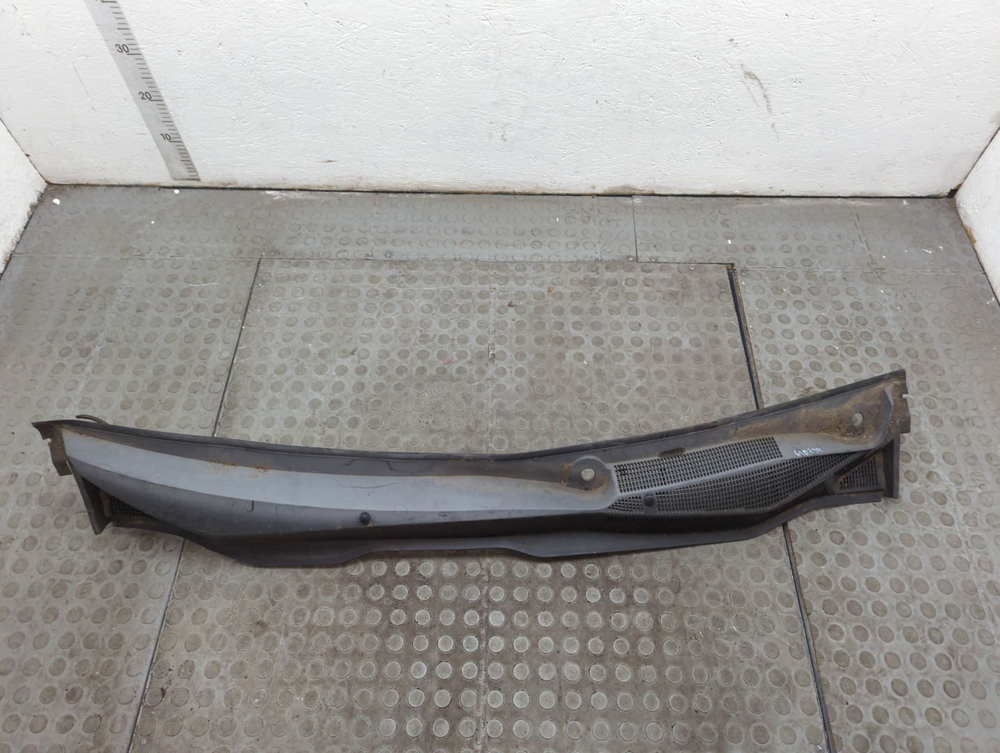 Решетка стеклоочистителей (Жабо)