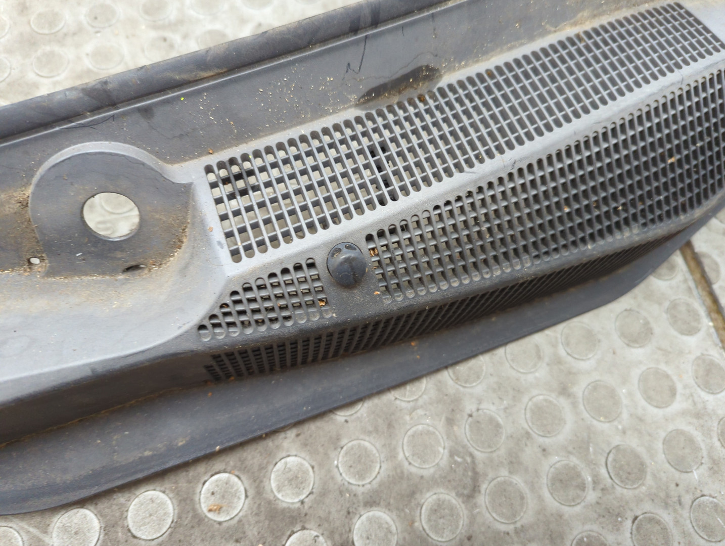 Решетка стеклоочистителей (Жабо)