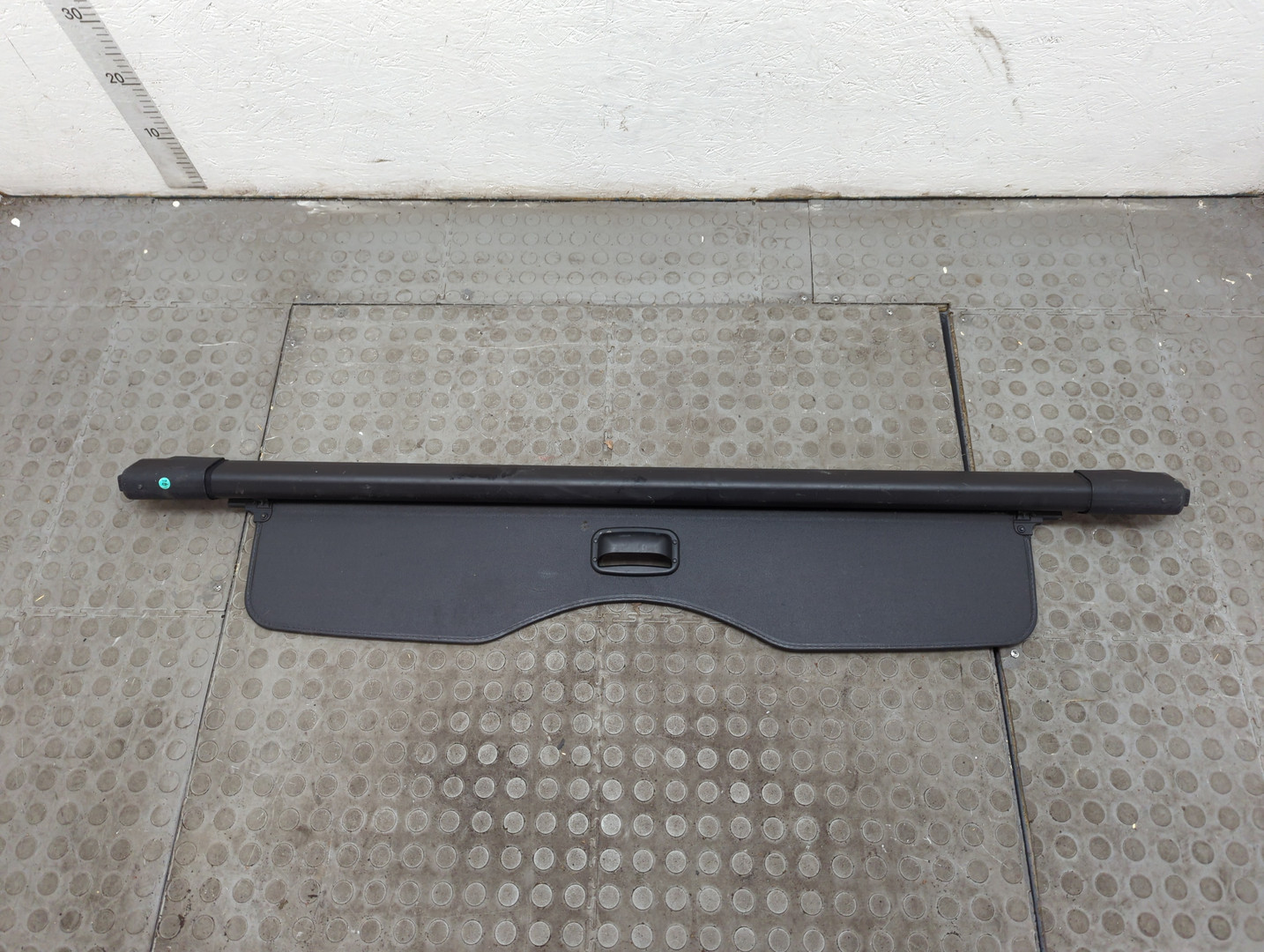 Шторка багажника