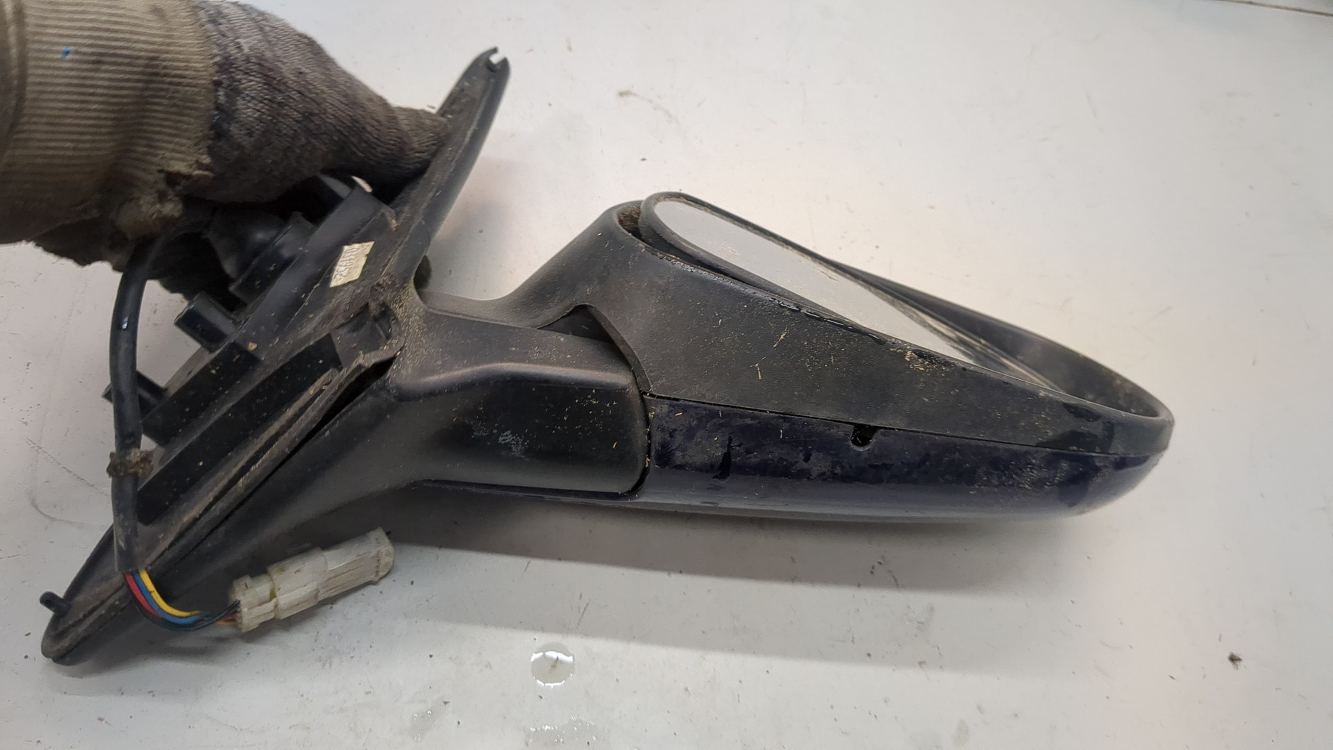 Зеркало правое электрическое