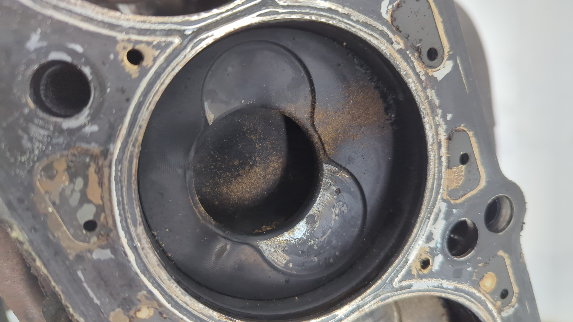 Блок двигателя