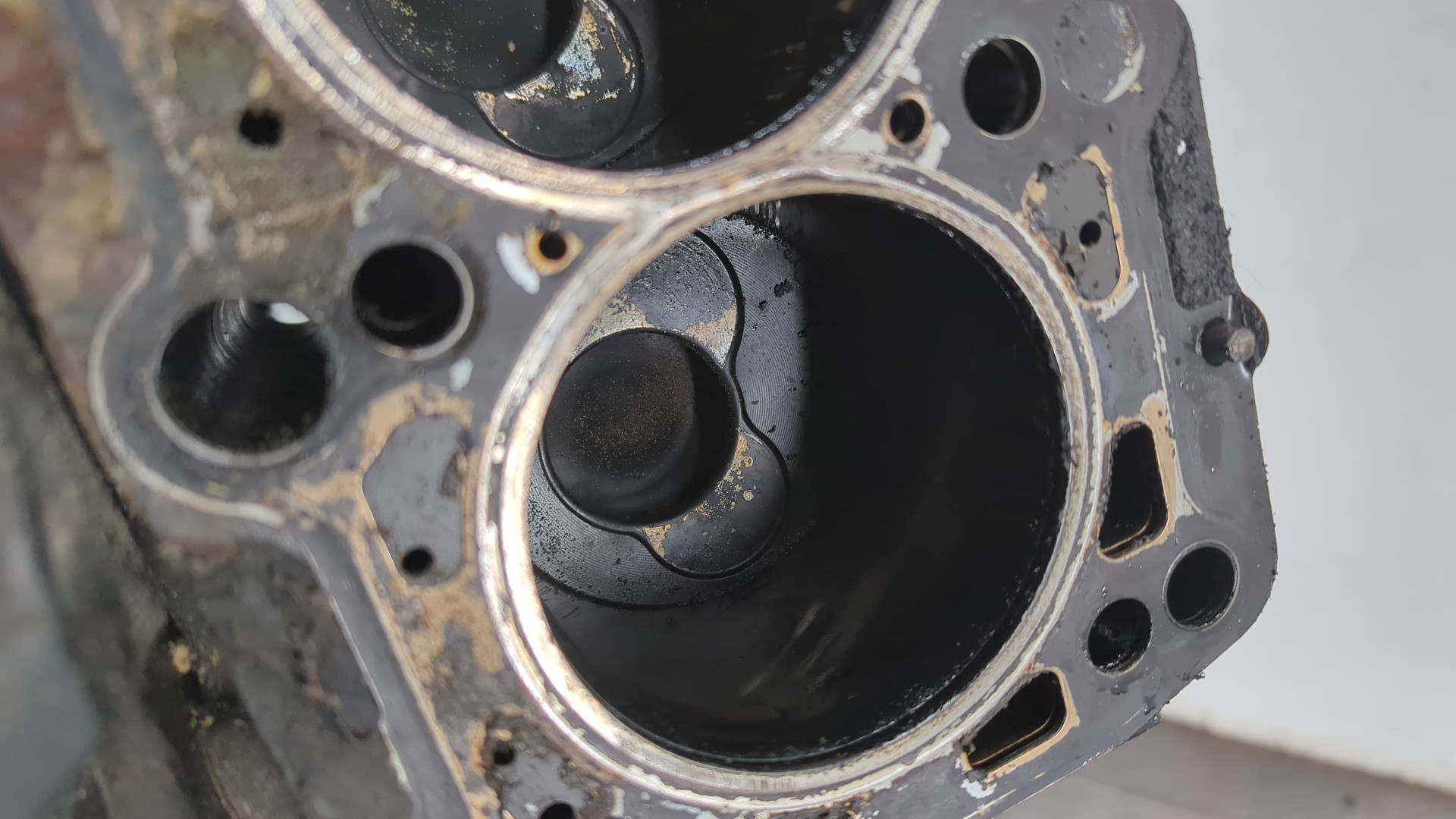 Блок двигателя