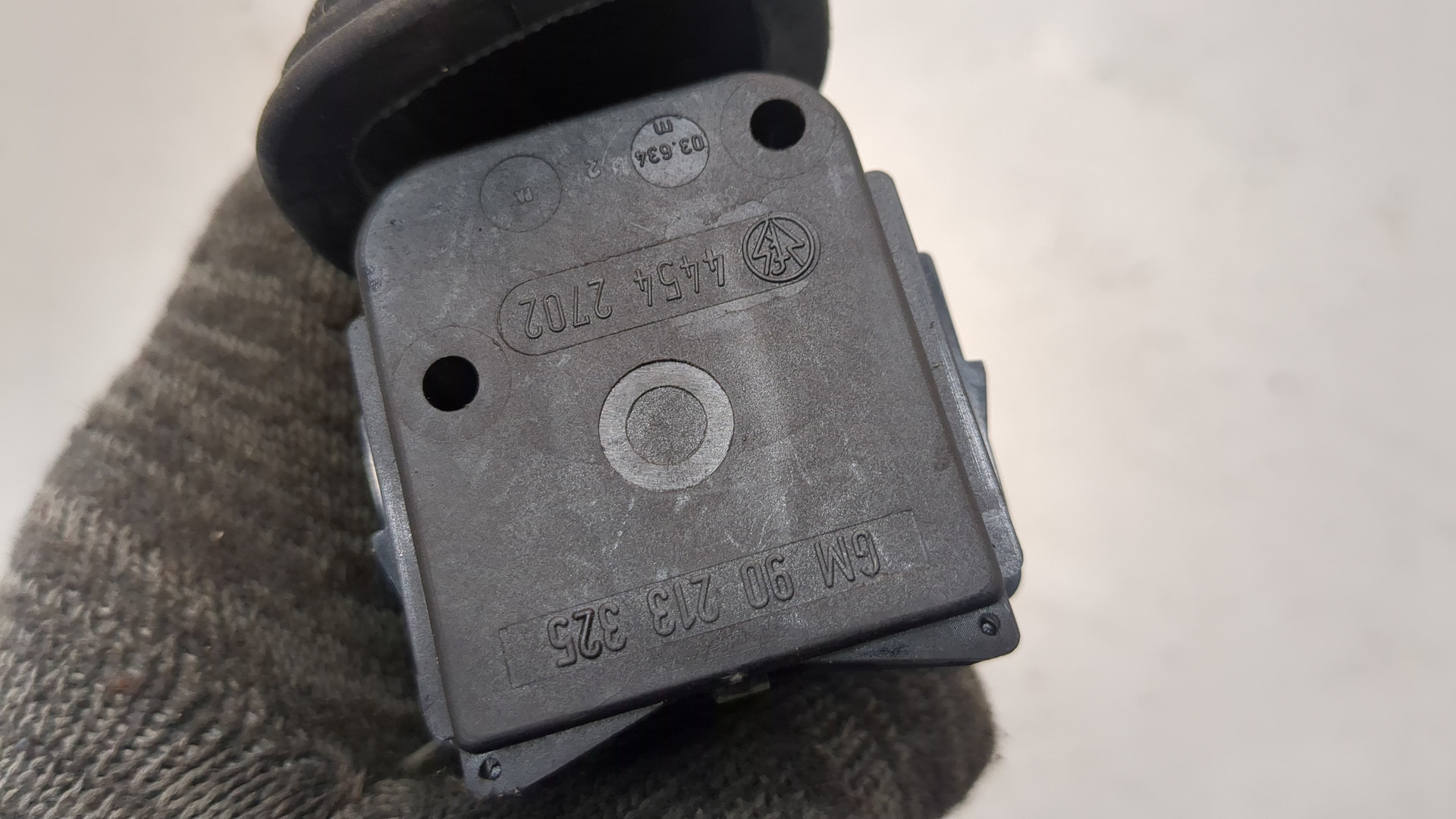 Переключатель поворотов подрулевой