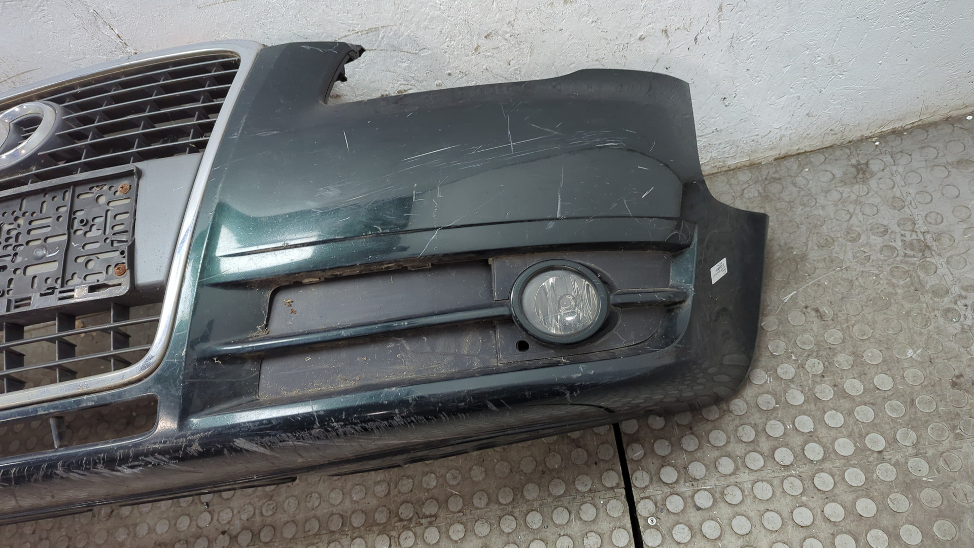 Бампер передний