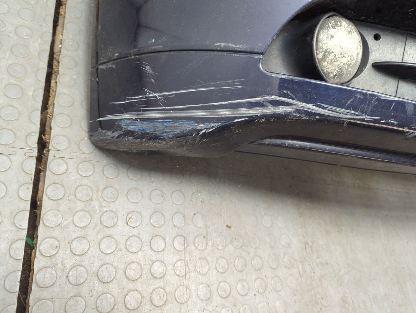 Бампер передний