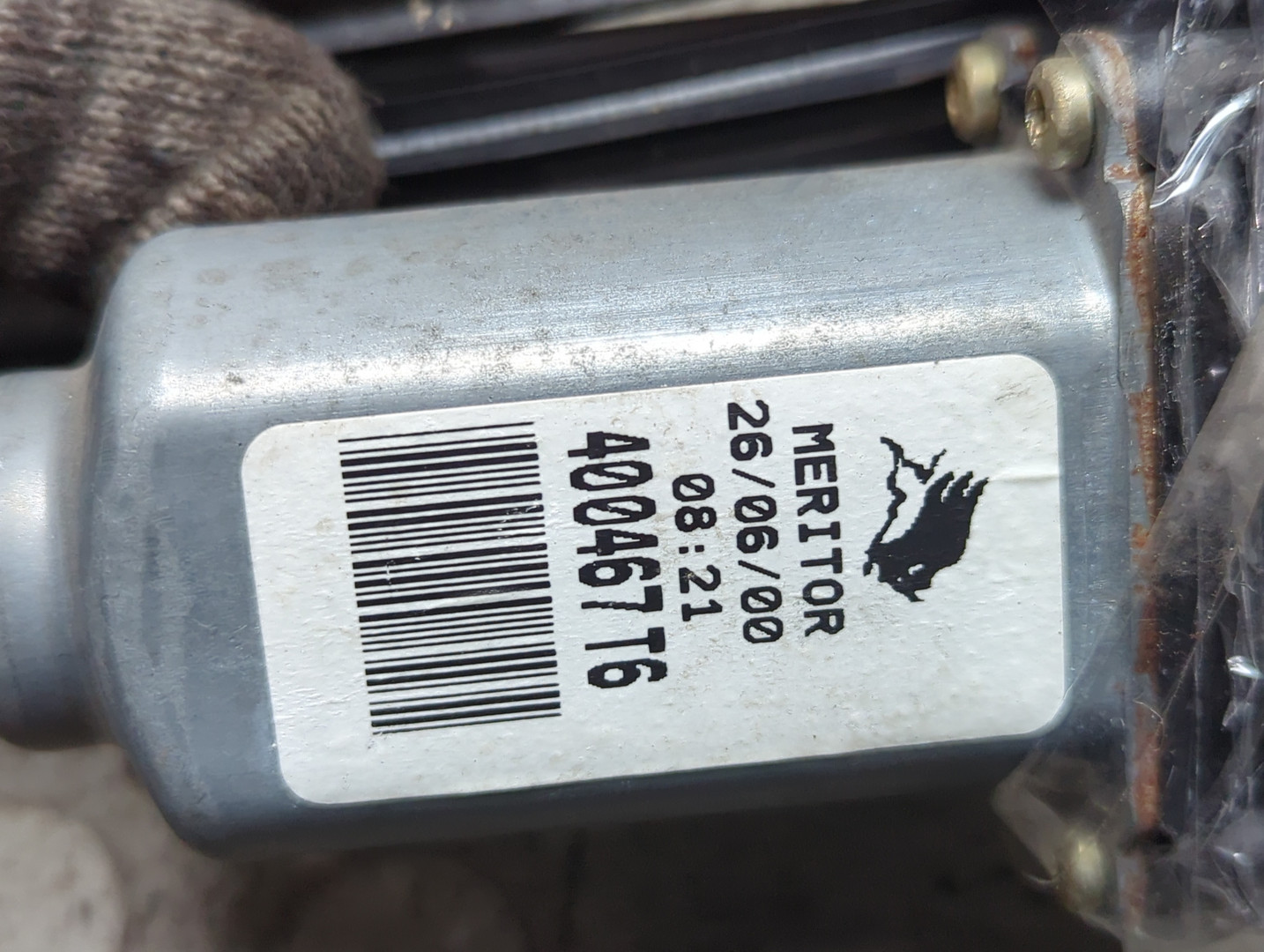 Стеклоподъемник электр. передний левый