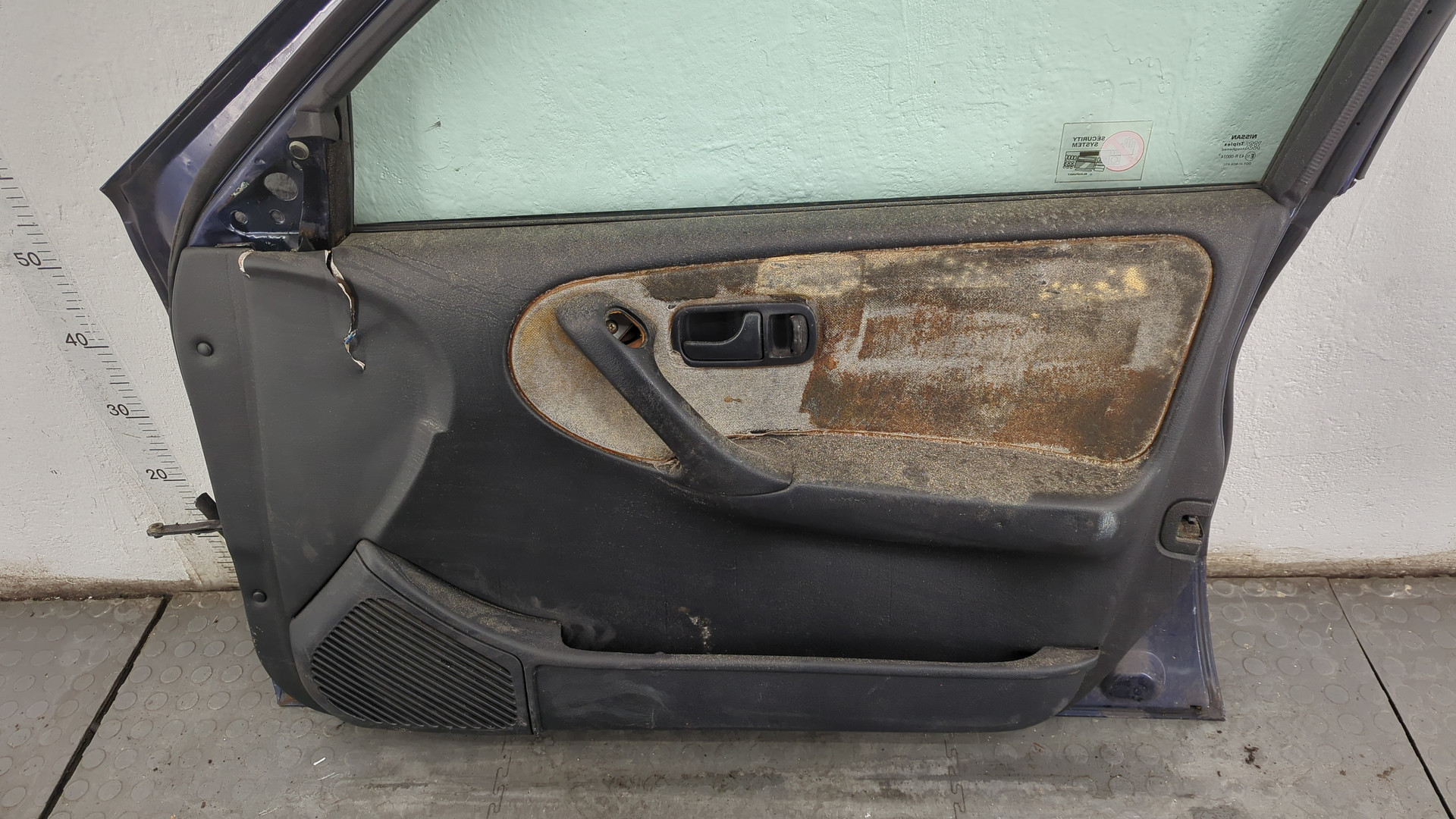 Дверь передняя правая