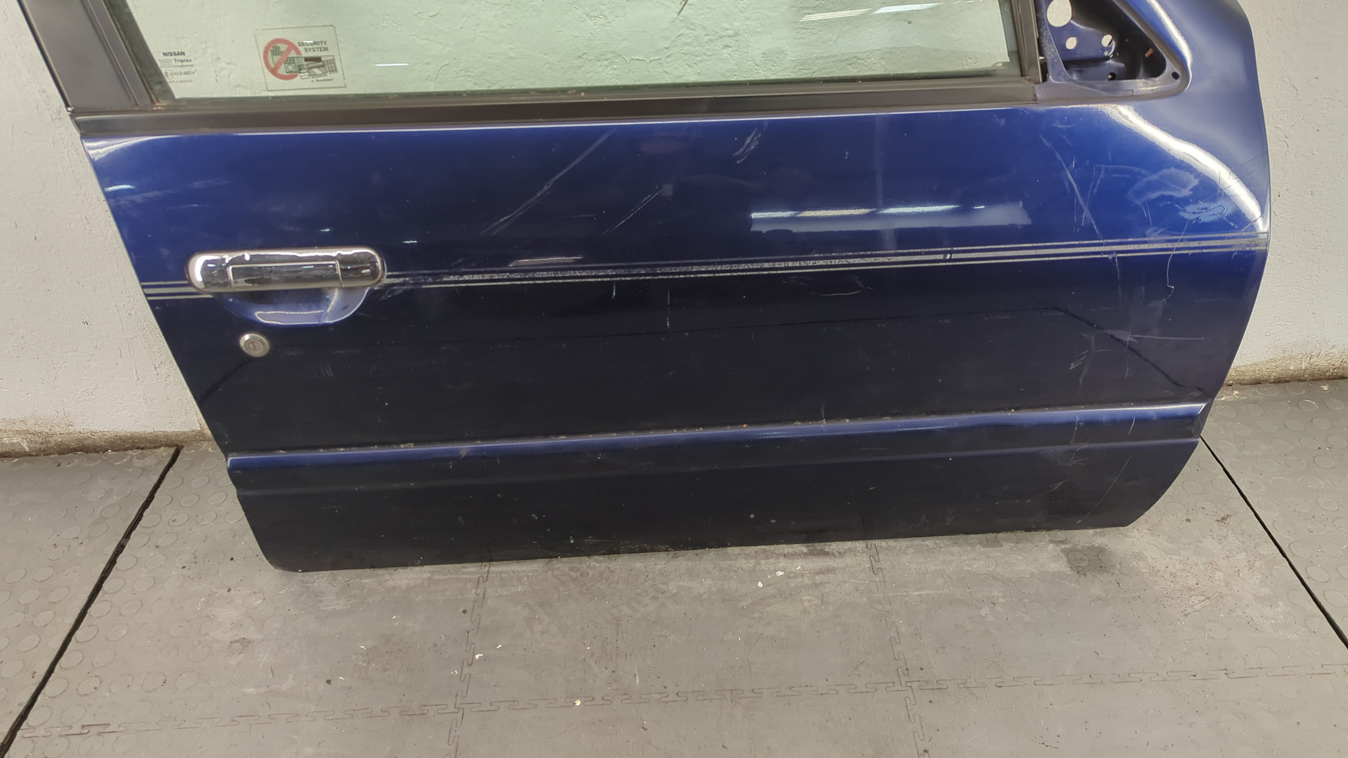 Дверь передняя правая