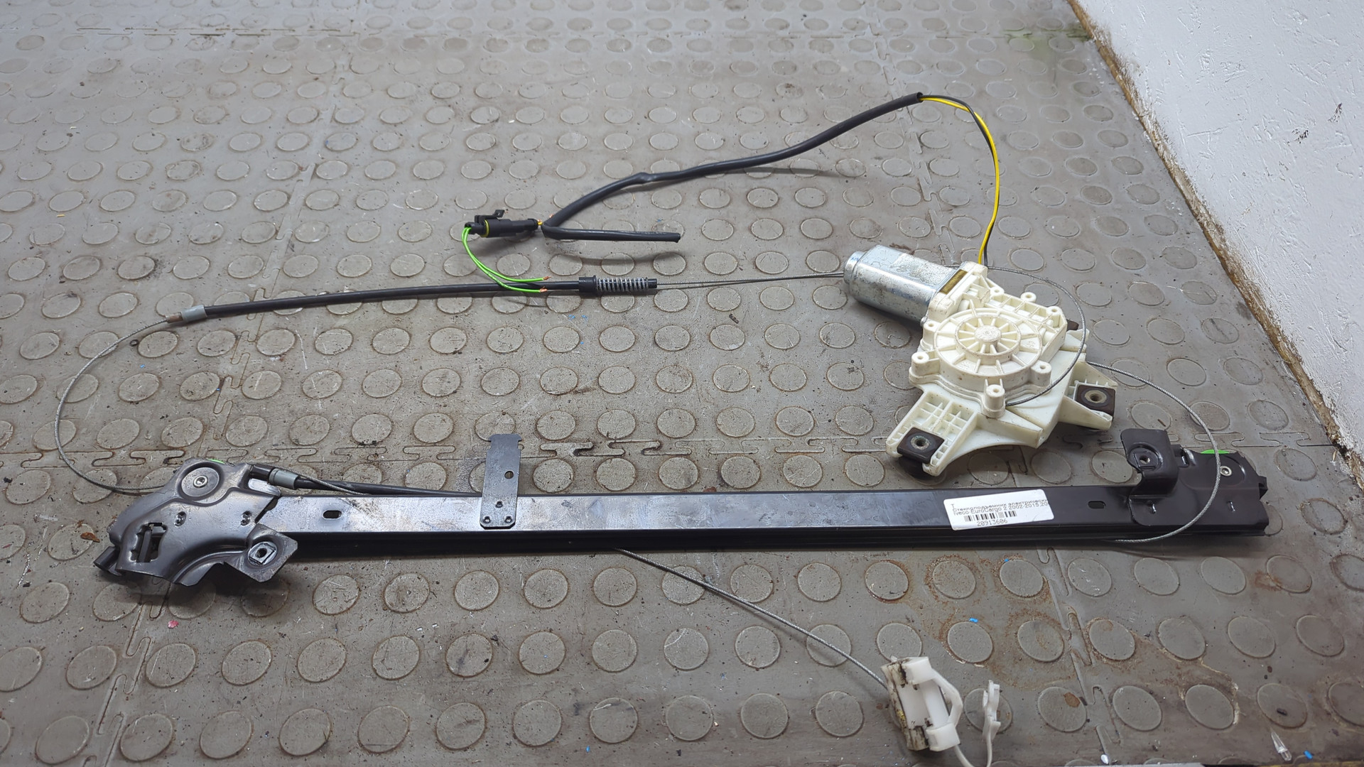 Моторчик стеклоподъемника