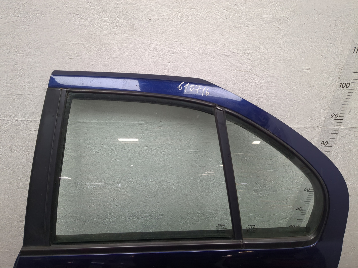 Дверь задняя левая