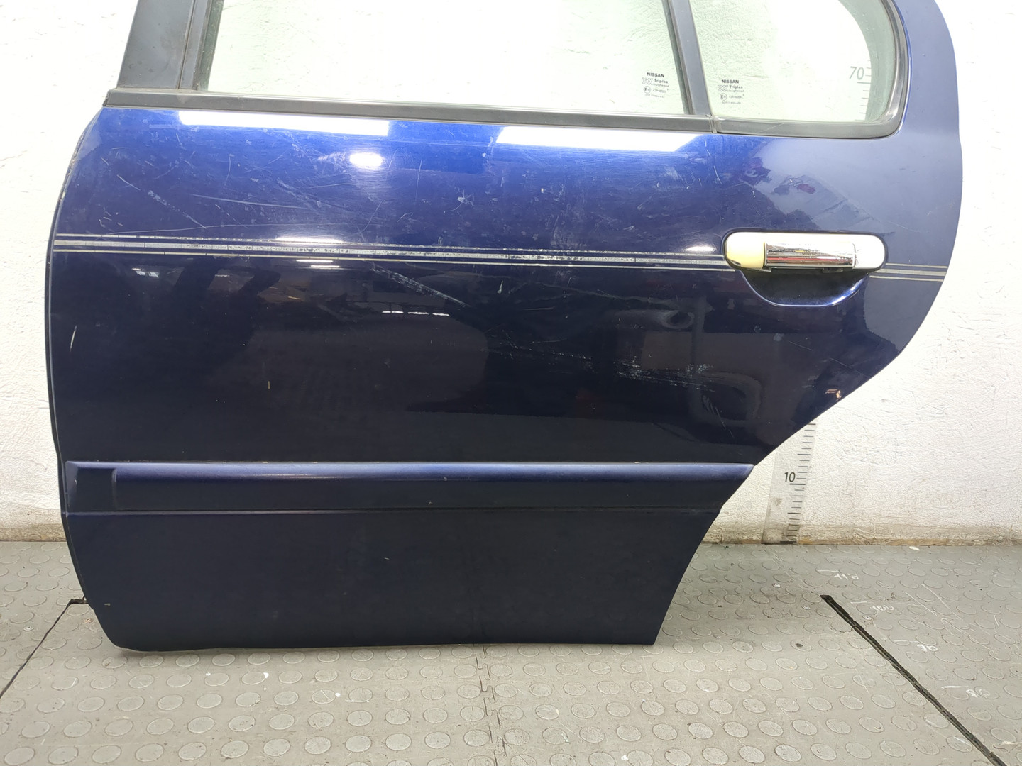 Дверь задняя левая