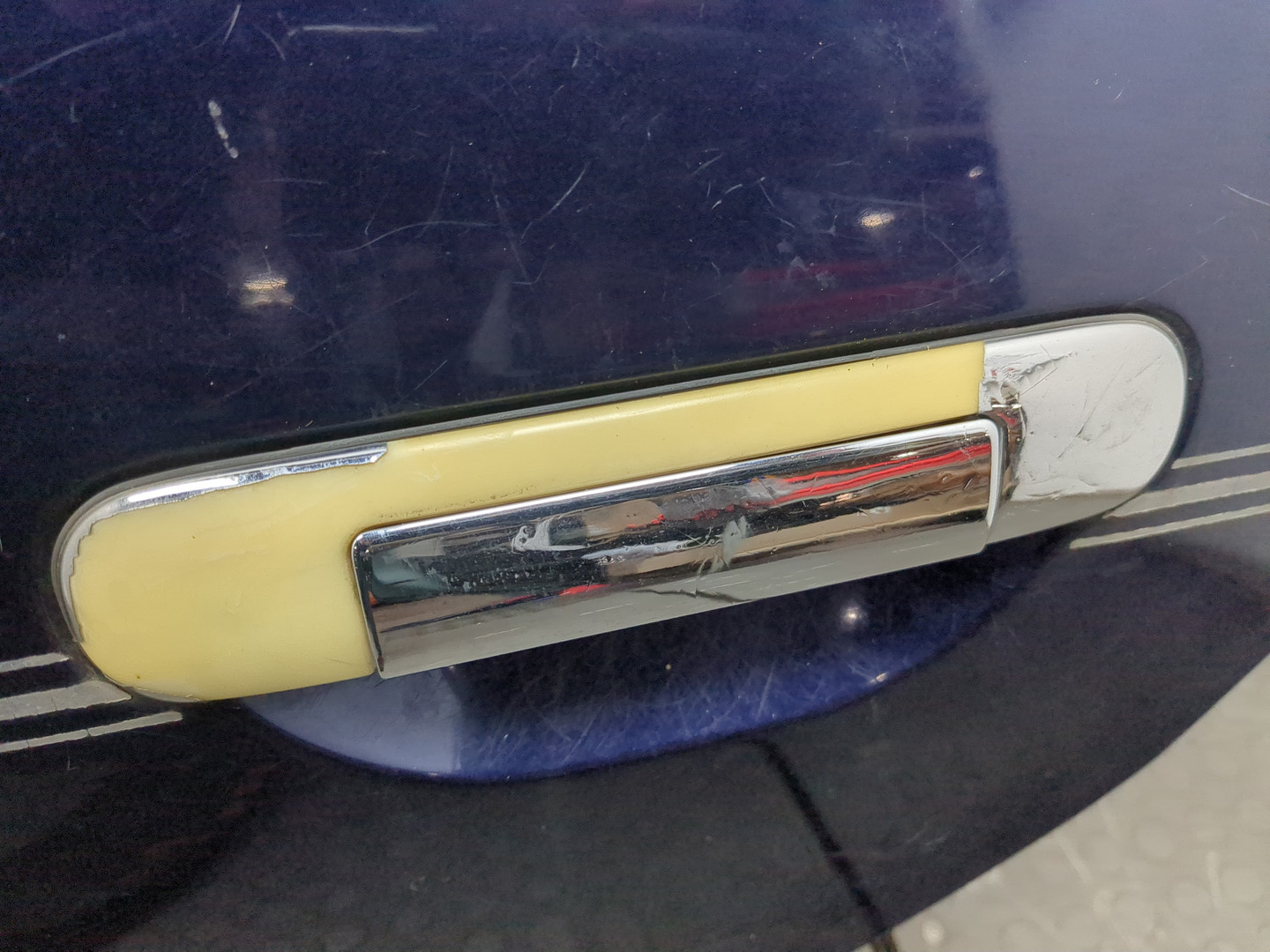 Дверь задняя левая