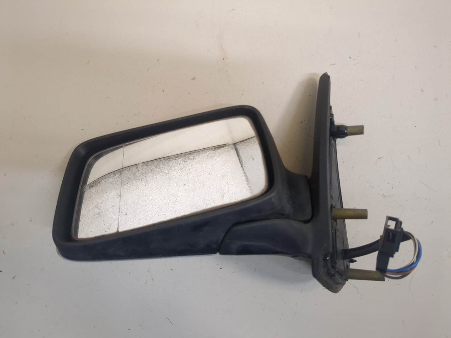 Зеркало левое электрическое