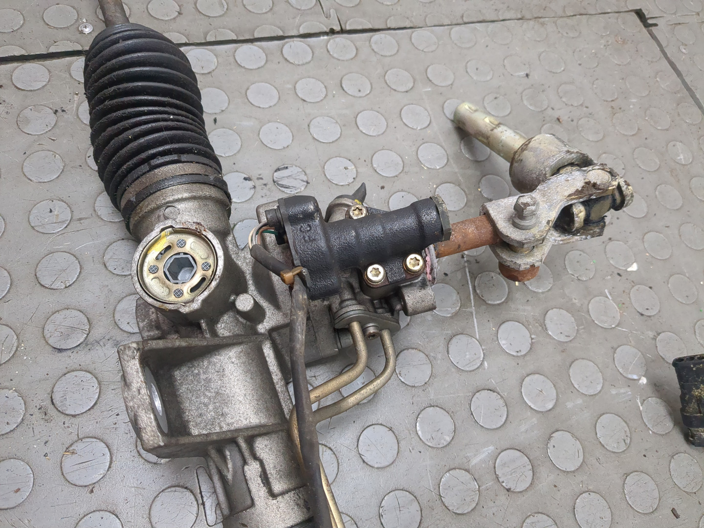 Рейка рулевая