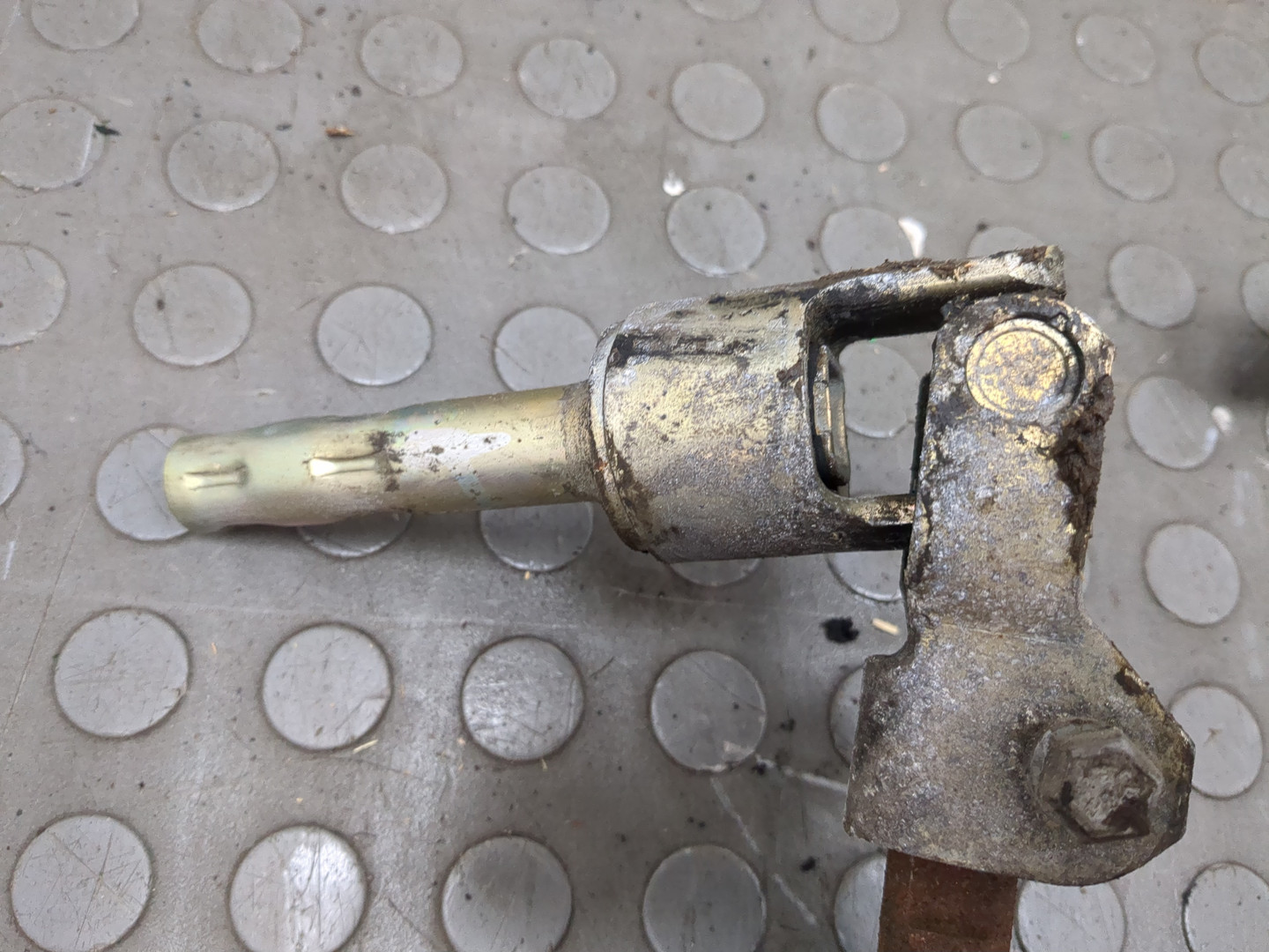 Рейка рулевая