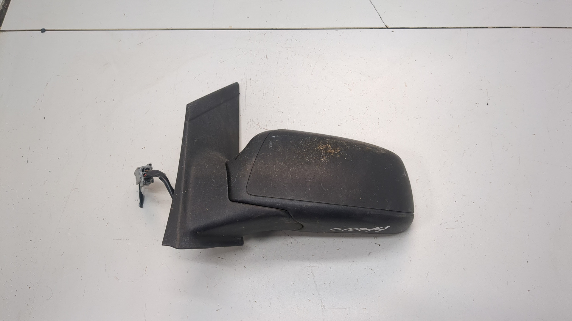 Зеркало левое электрическое