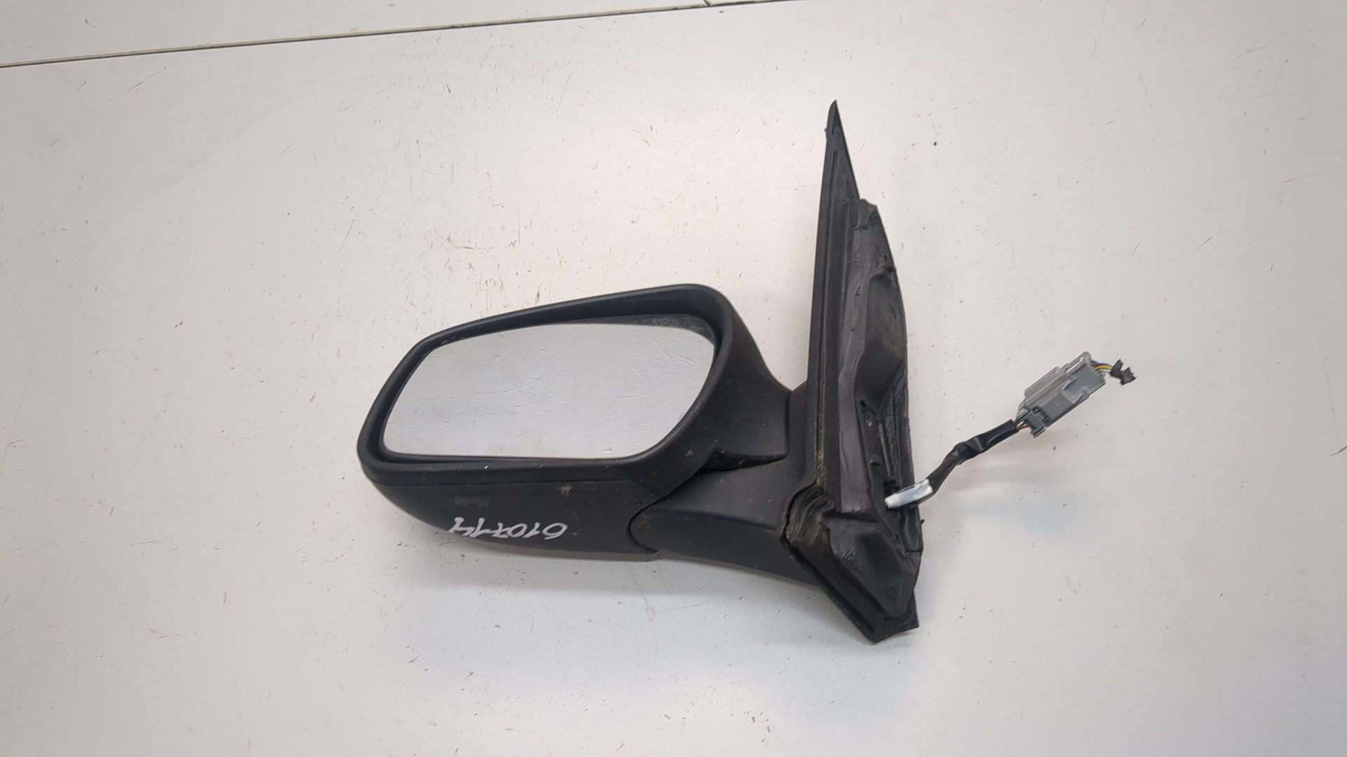 Зеркало левое электрическое