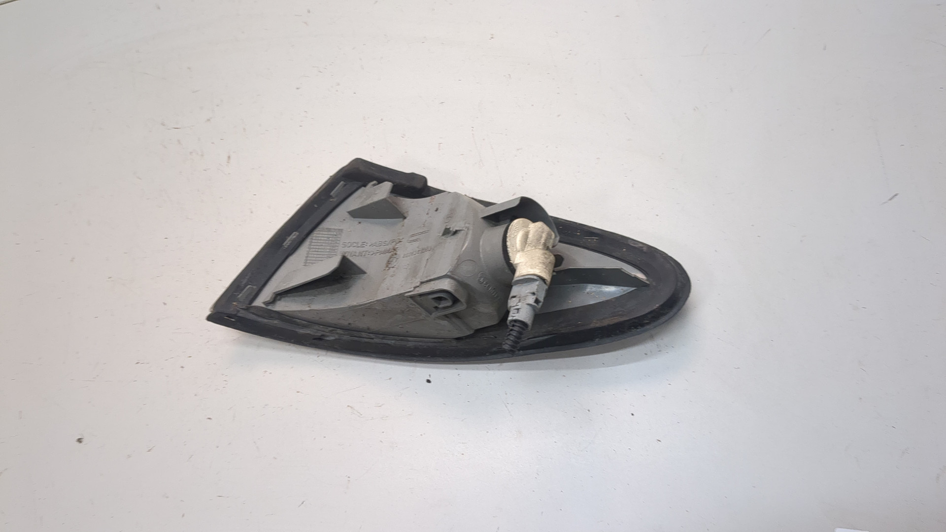 Повторитель на крыло правый