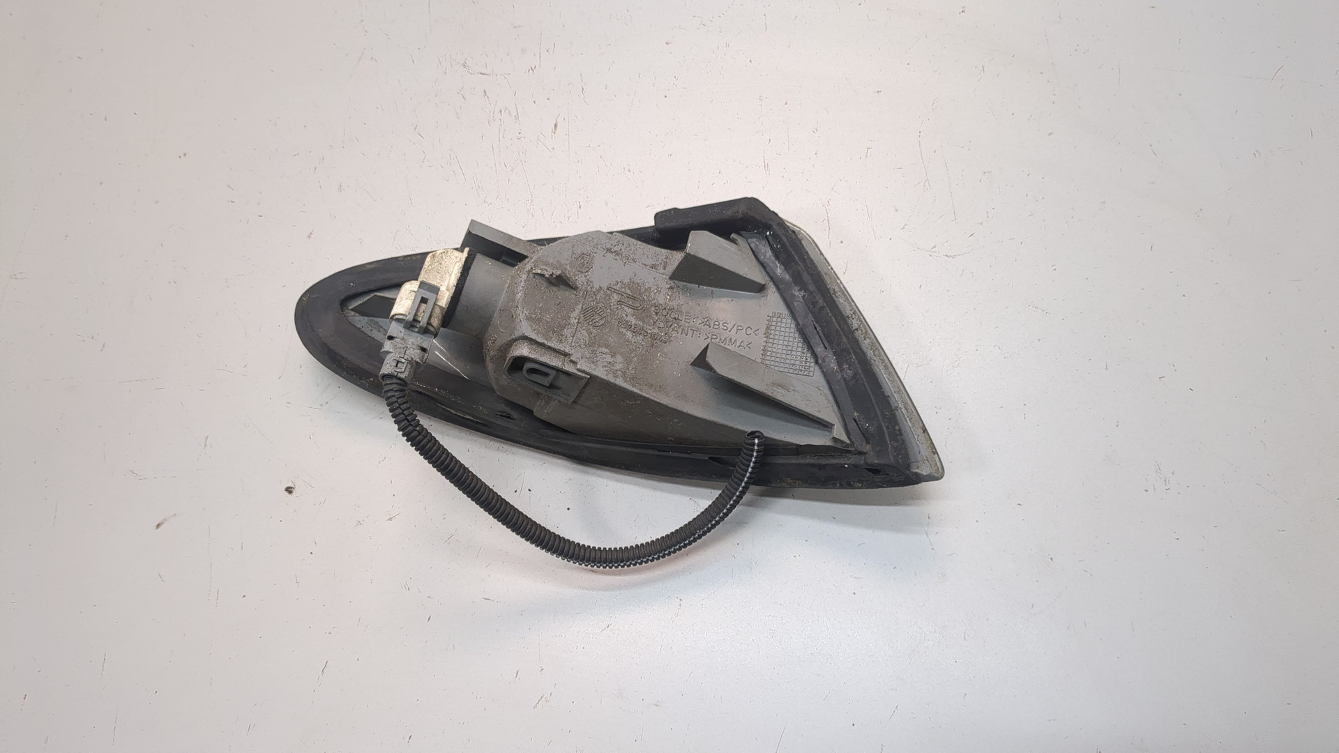 Повторитель на крыло левый