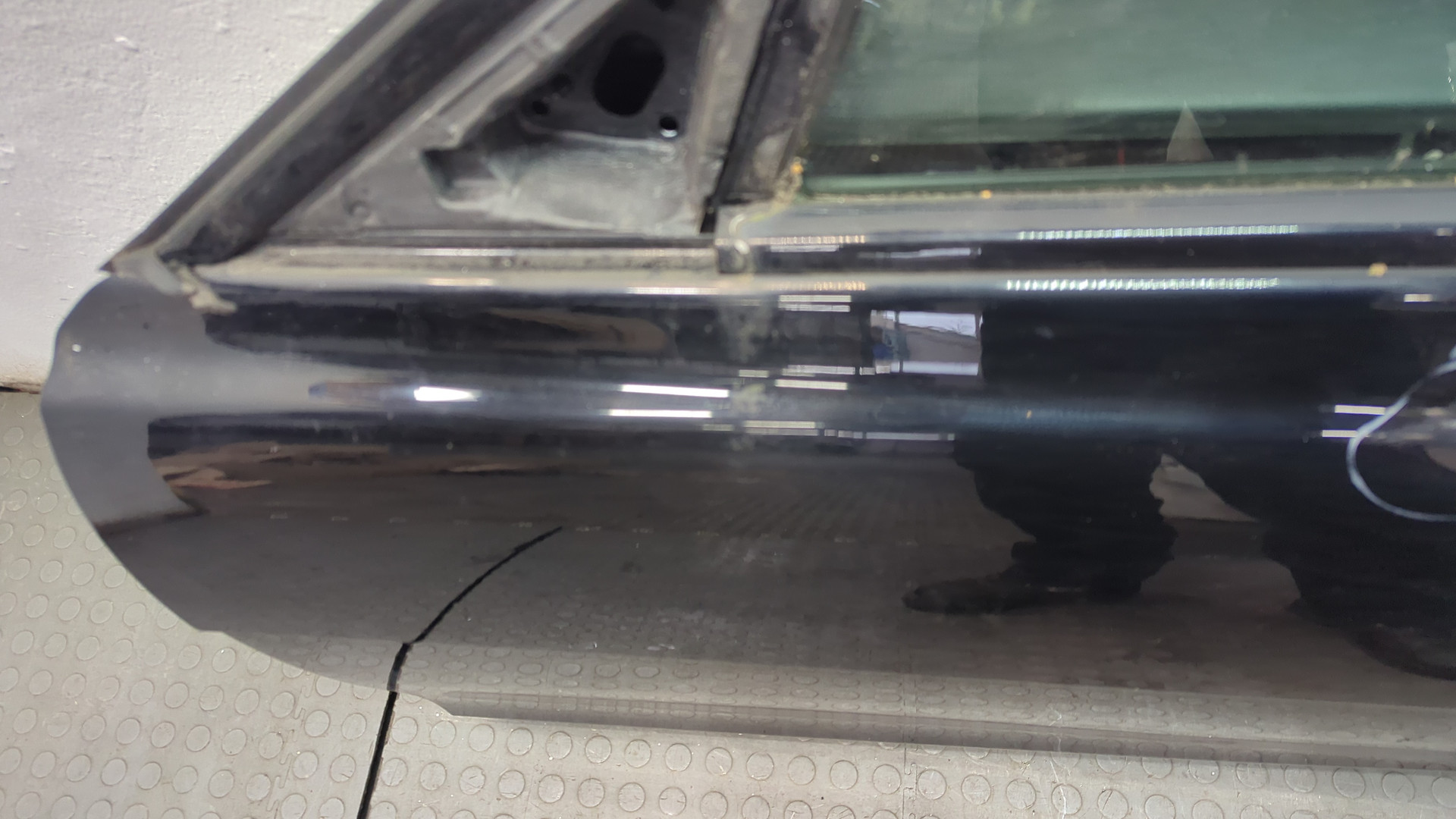 Дверь передняя левая