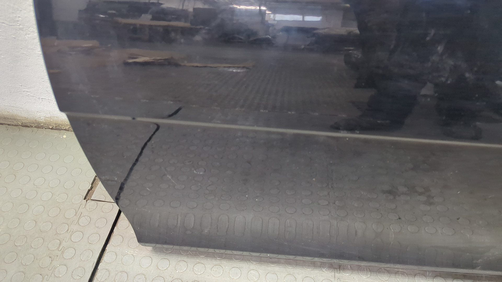 Дверь передняя левая