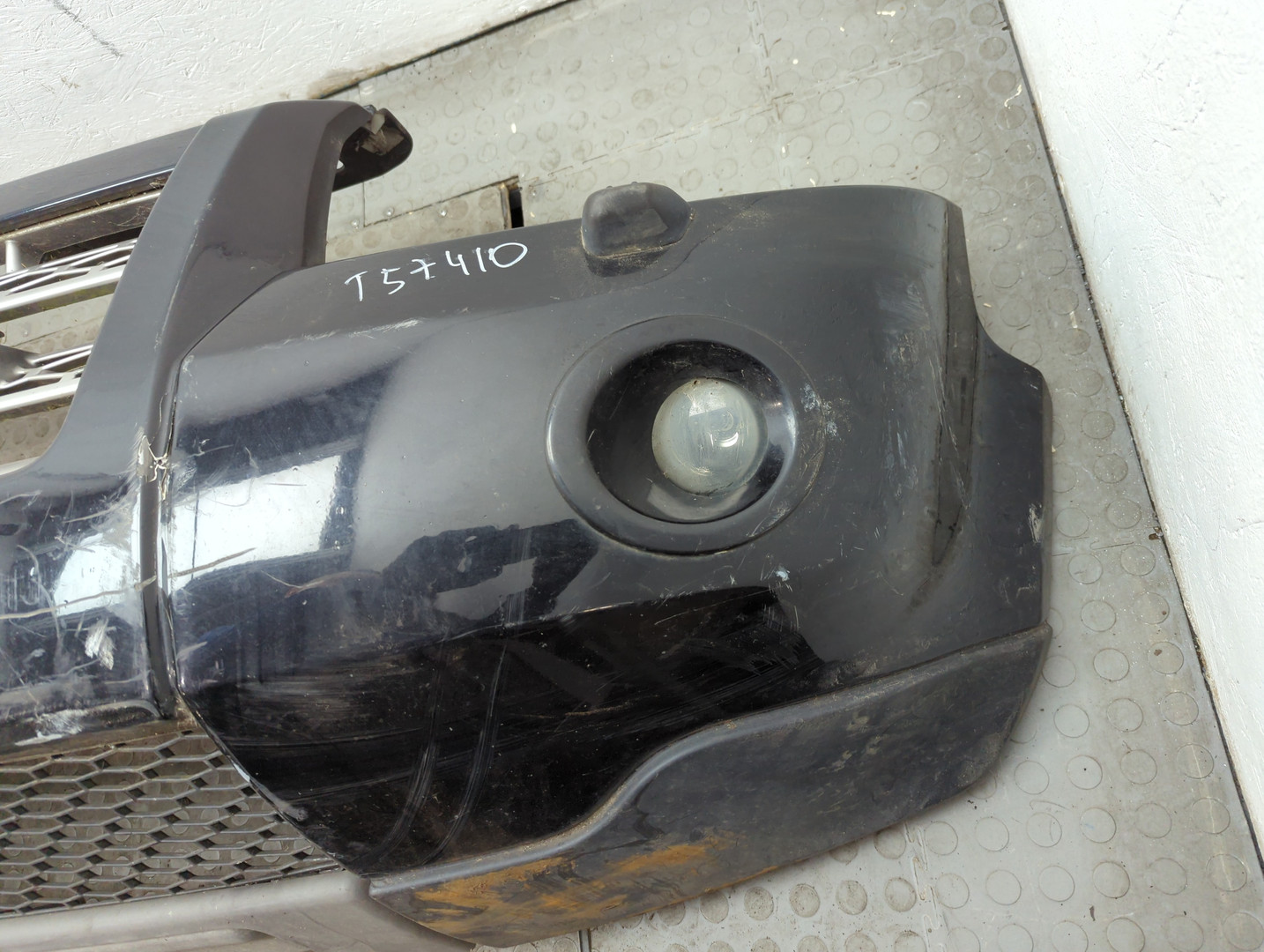 Бампер передний