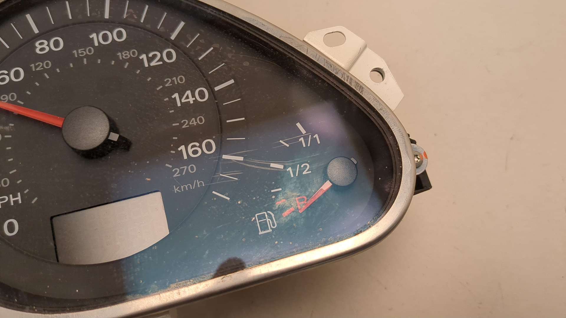 Панель приборов