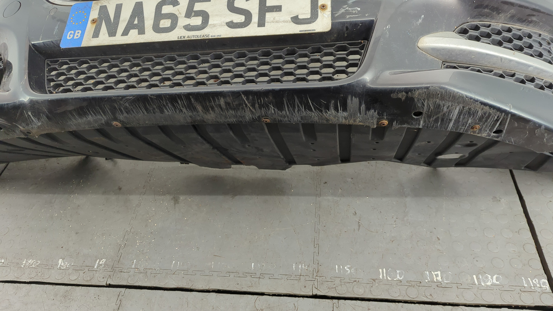 Бампер передний