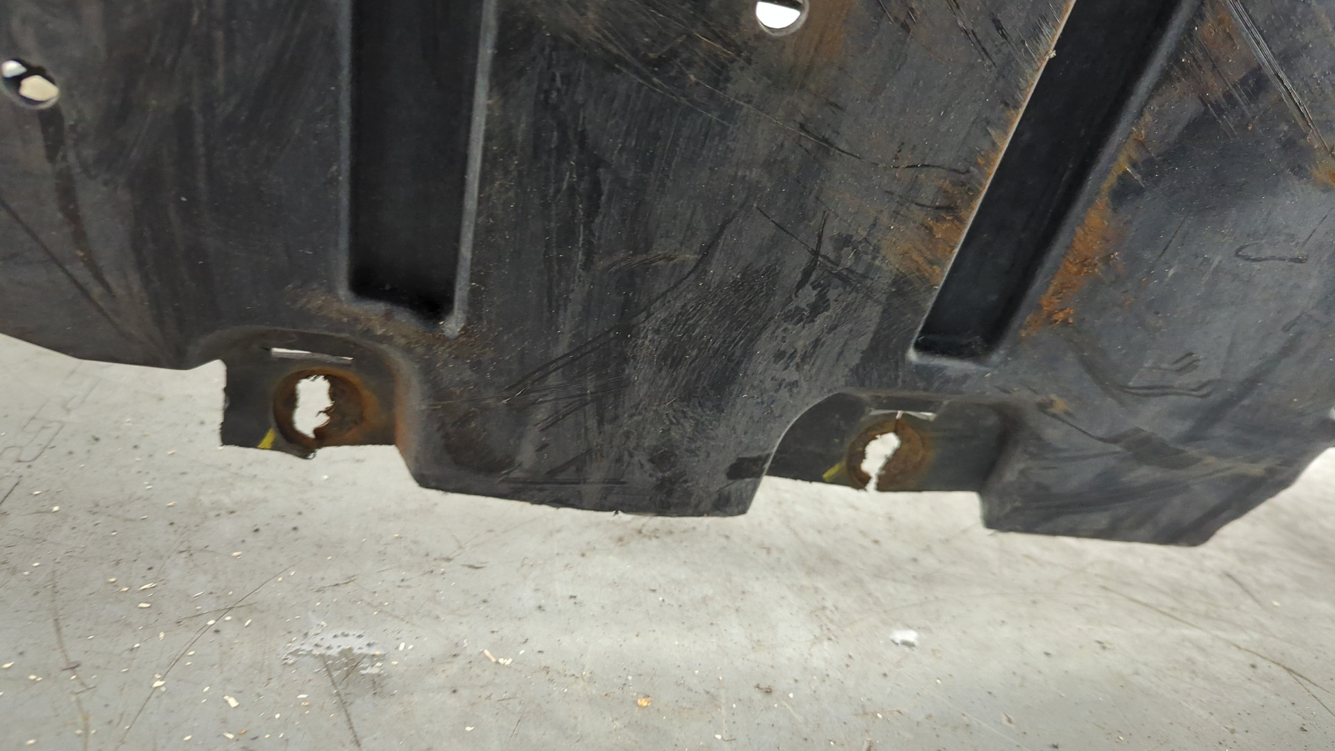 Бампер передний