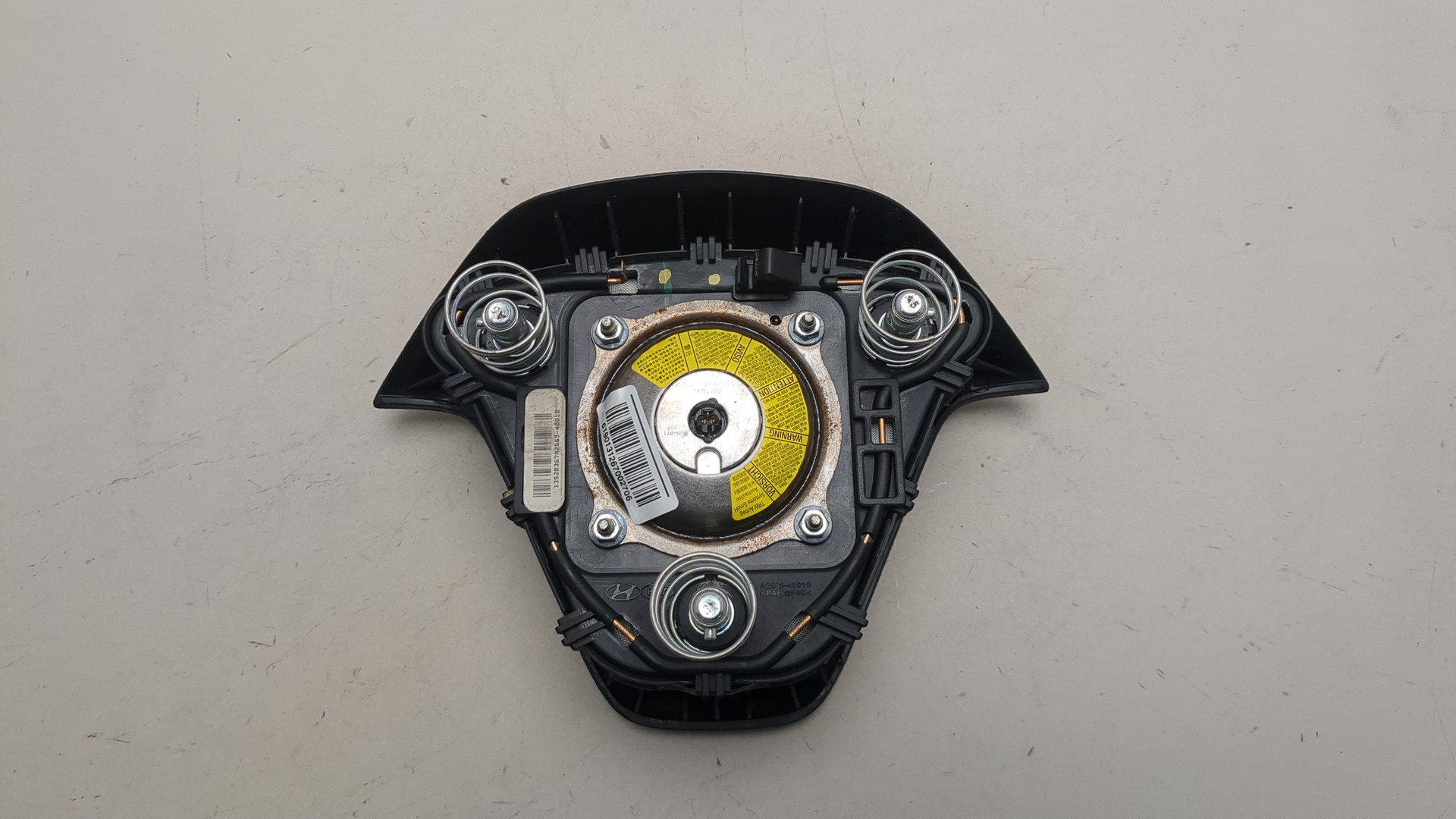 Подушка безопасности в рулевое колесо