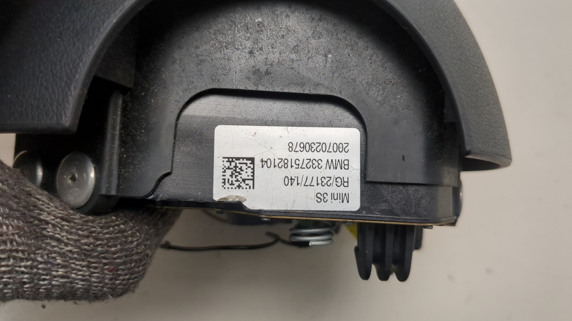 Подушка безопасности в рулевое колесо