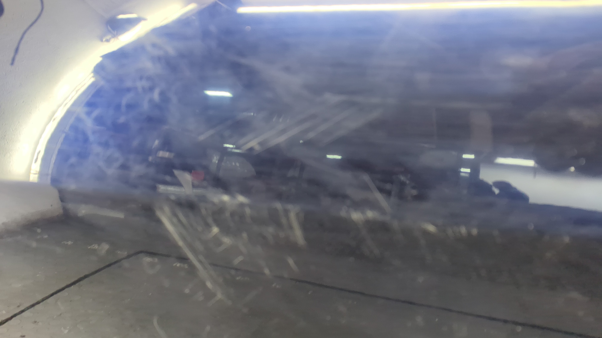 Дверь передняя левая