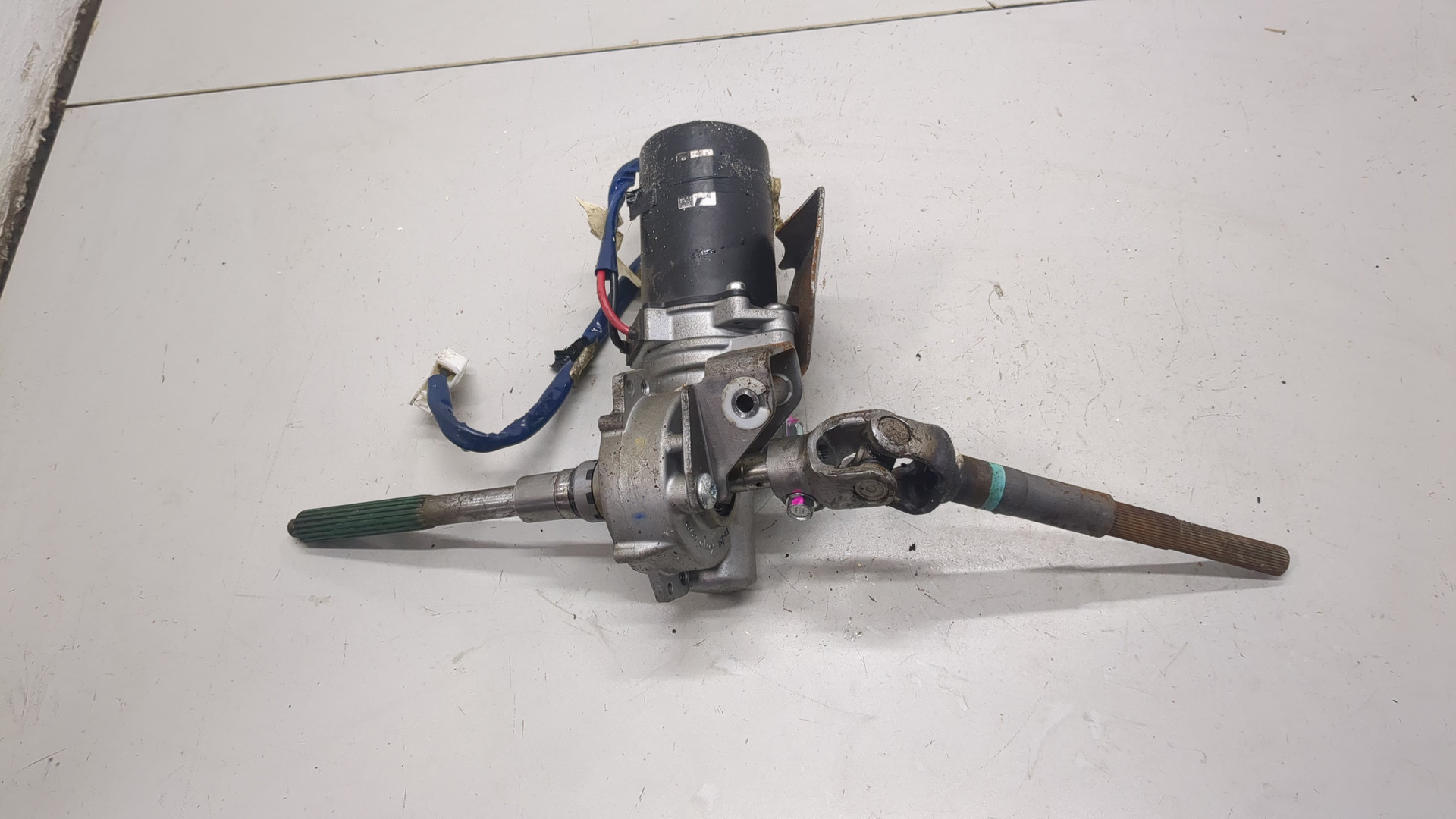 Серводвигатель рулевой рейки