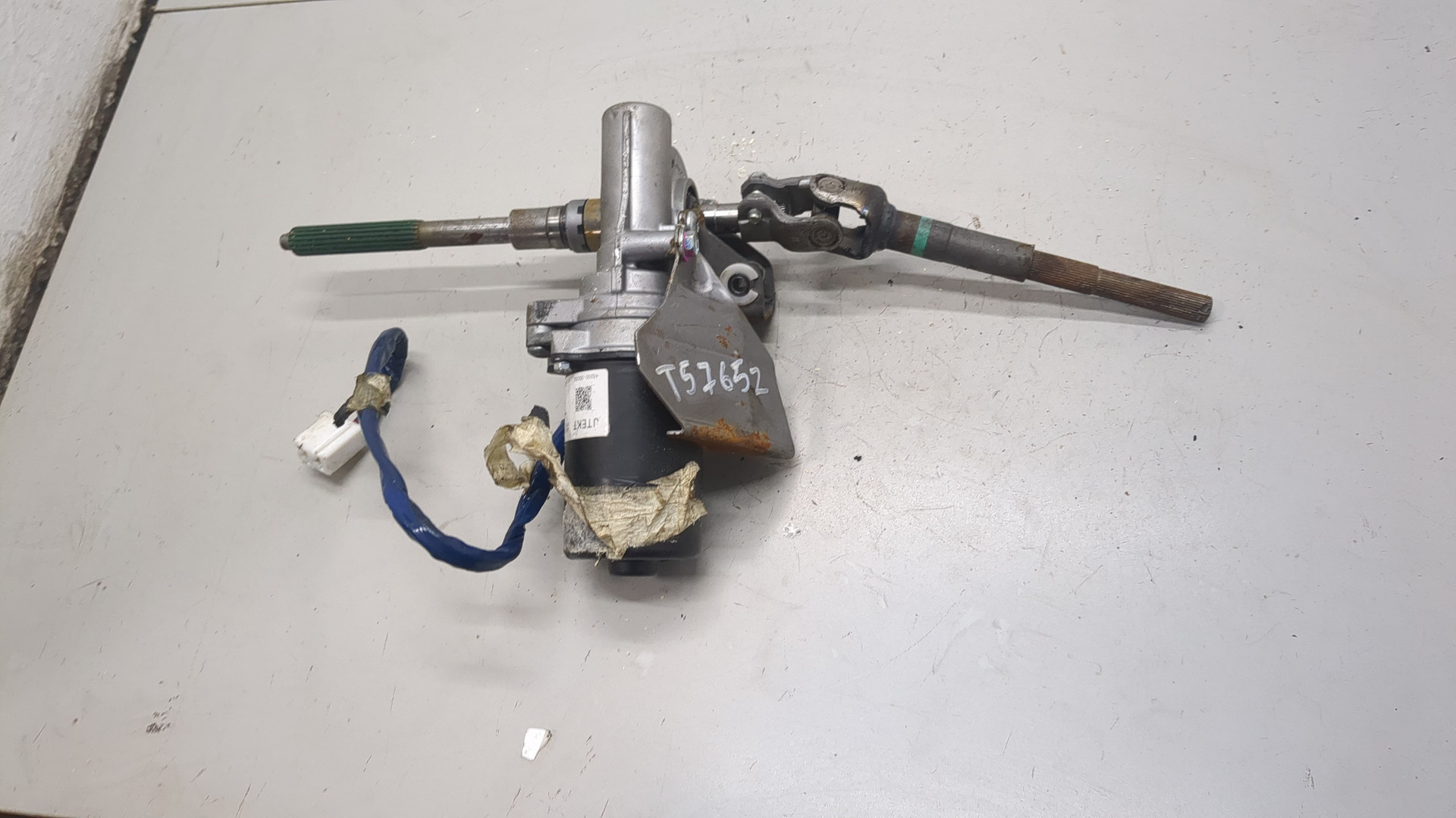 Серводвигатель рулевой рейки