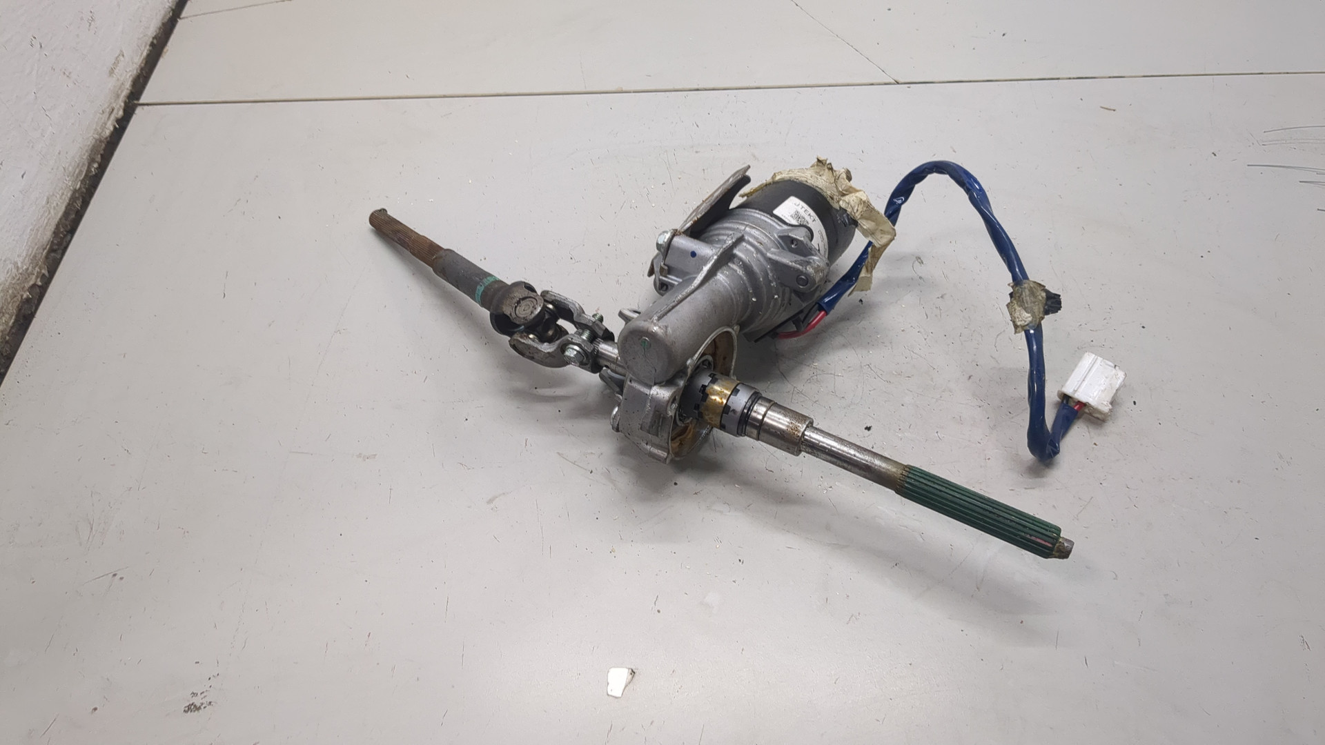 Серводвигатель рулевой рейки