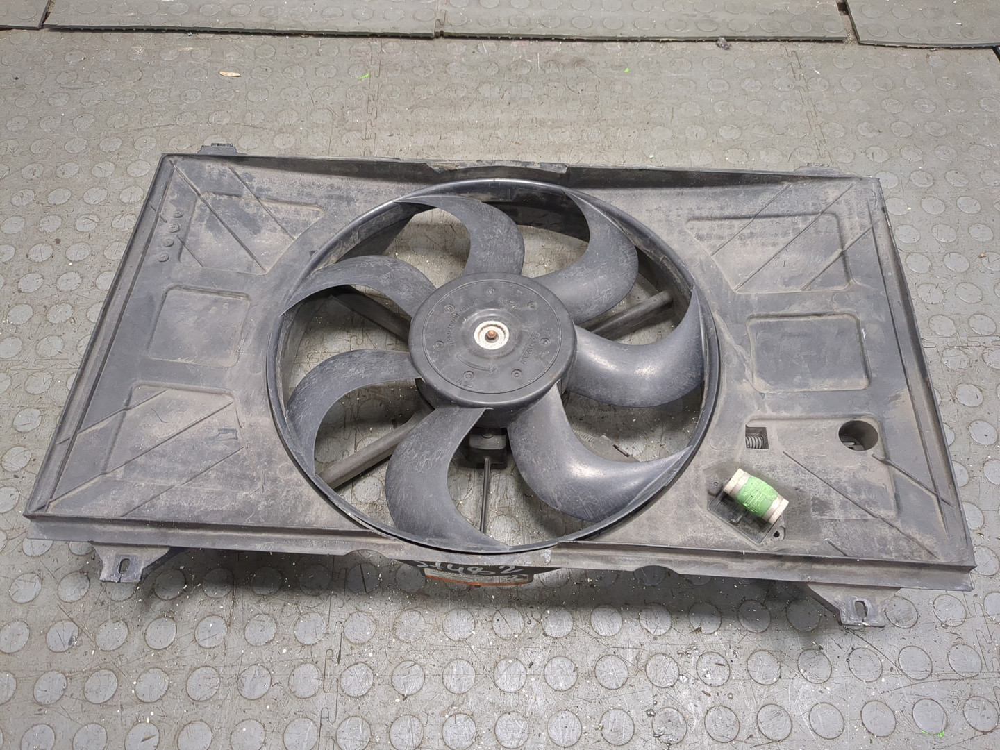 Вентилятор радиатора