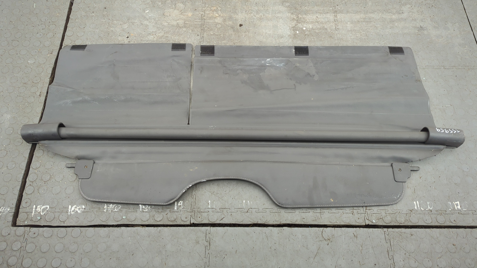 Шторка багажника