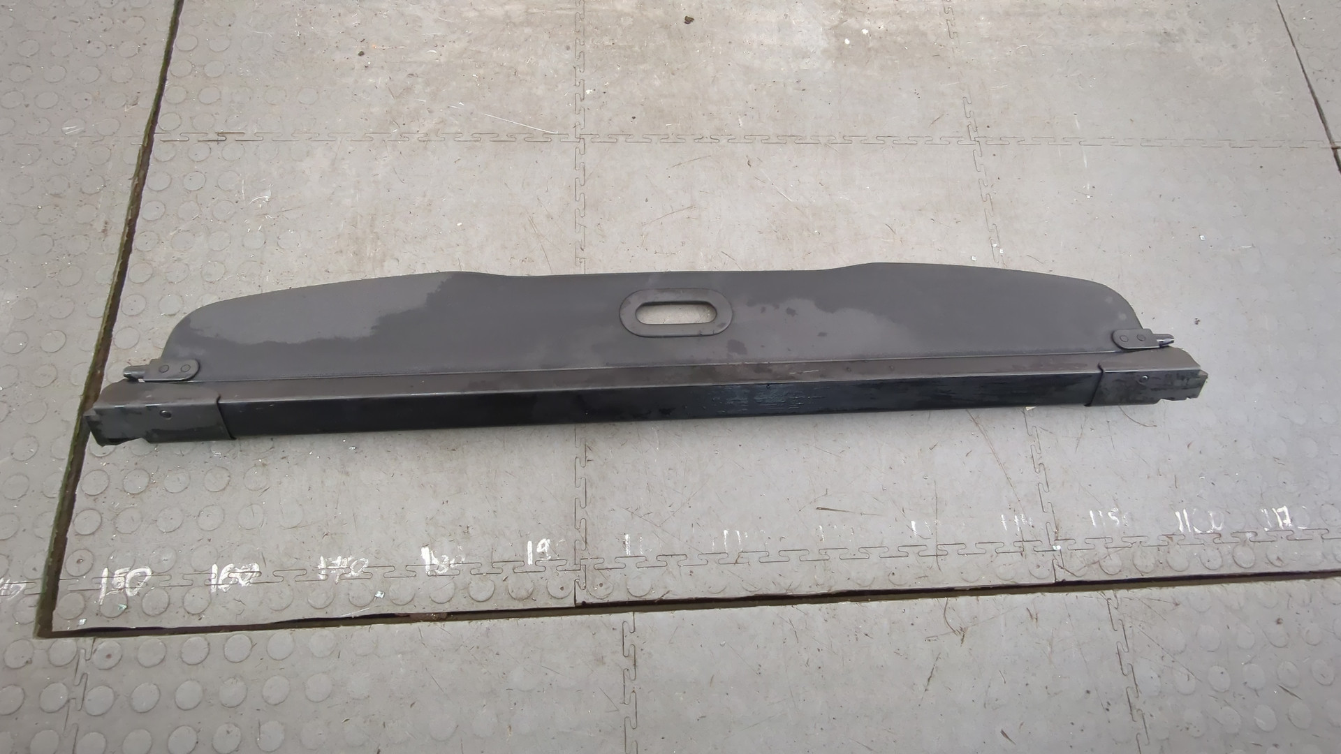 Шторка багажника