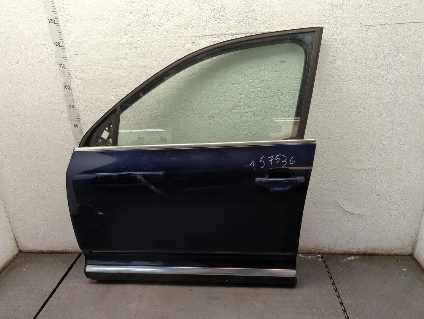 Дверь передняя левая