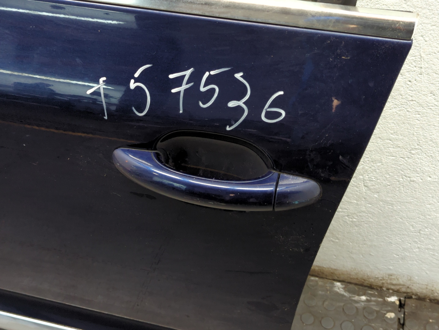 Дверь передняя левая