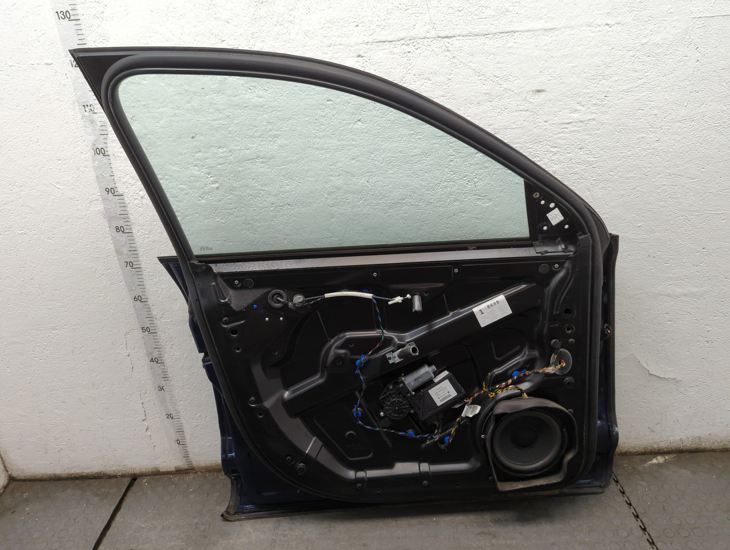 Дверь передняя левая