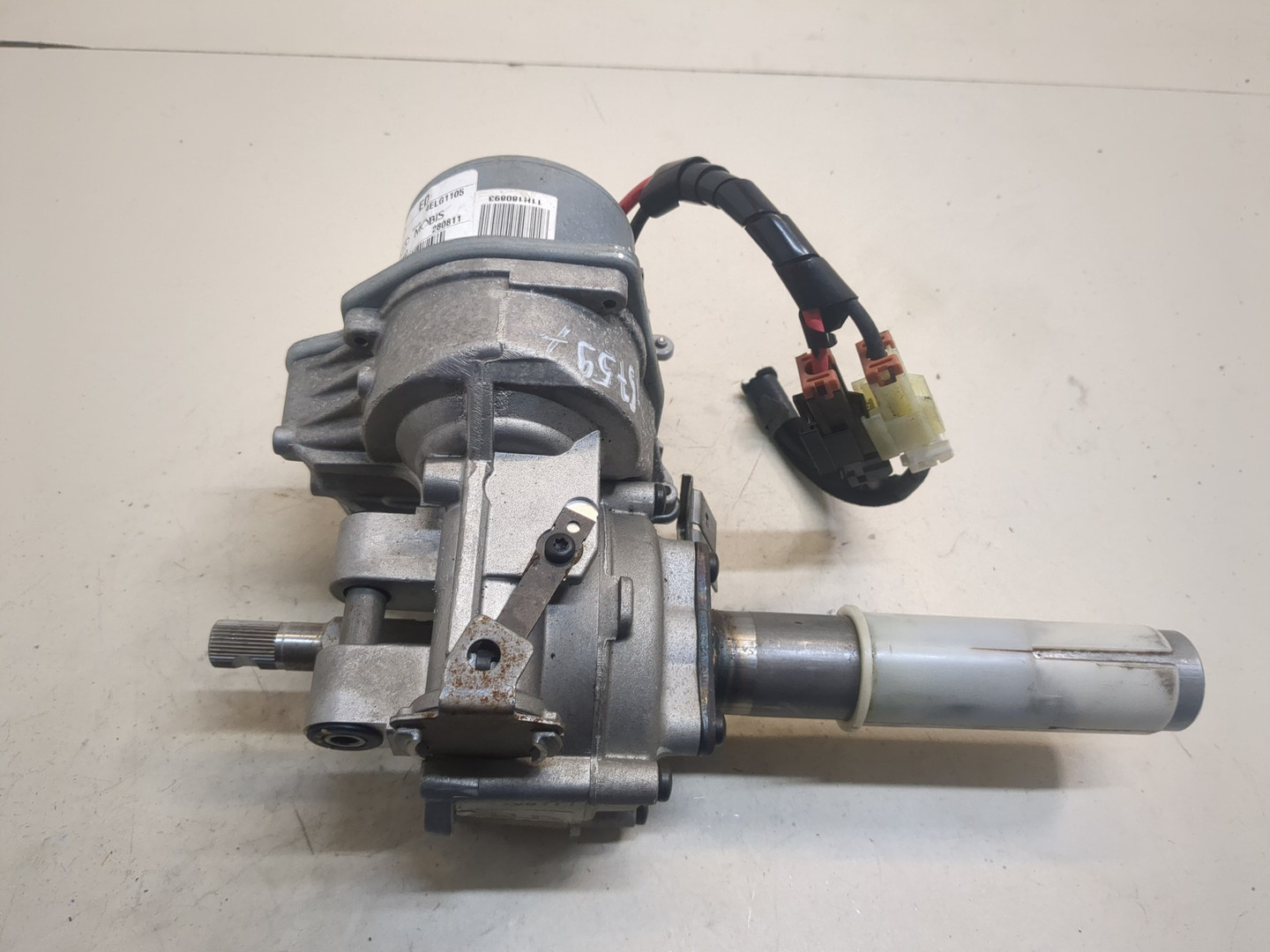 Серводвигатель рулевой рейки