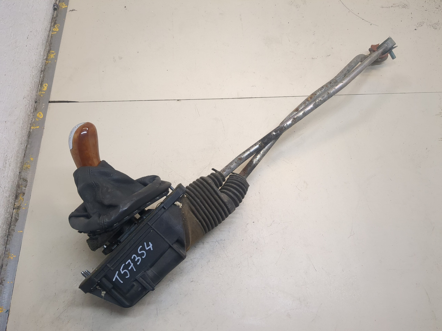 Кулиса МКПП / АКПП