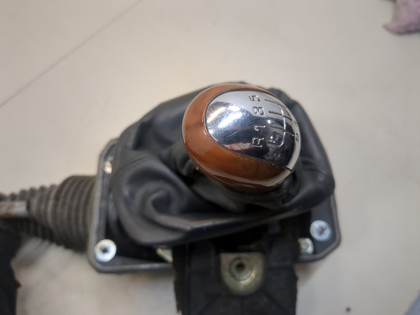 Кулиса МКПП / АКПП