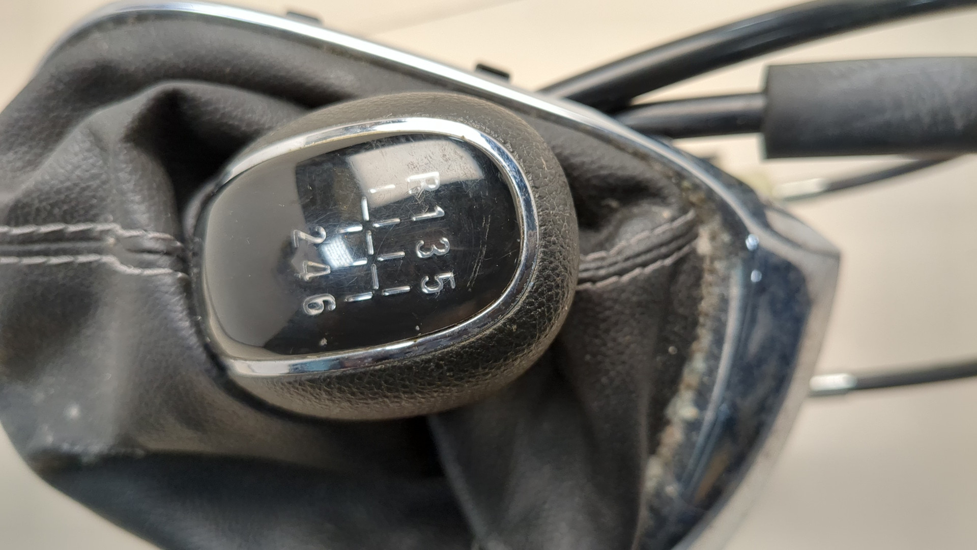 Кулиса МКПП / АКПП